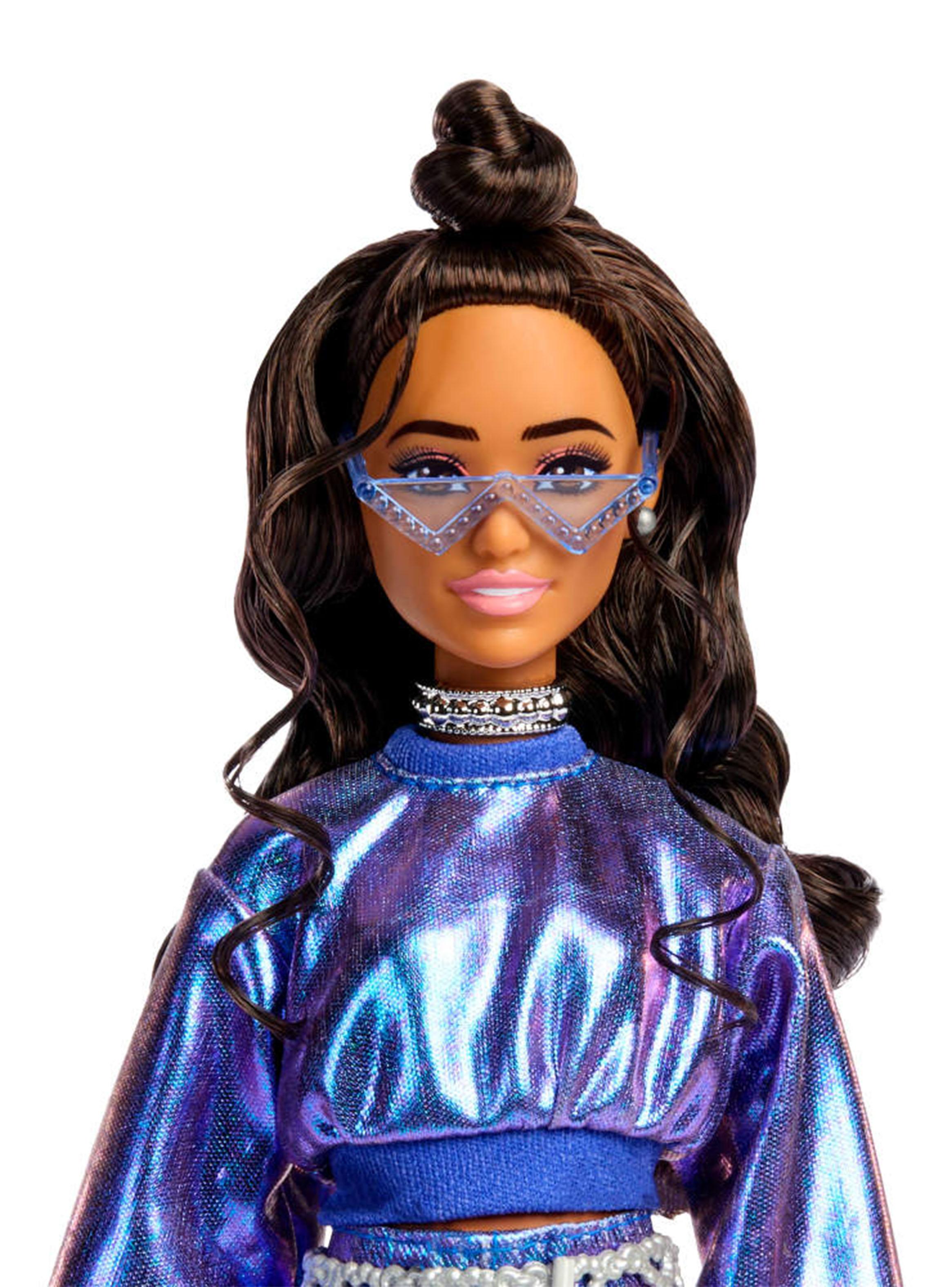 Barbie Cabello Castaño y Cojunto Azul-3