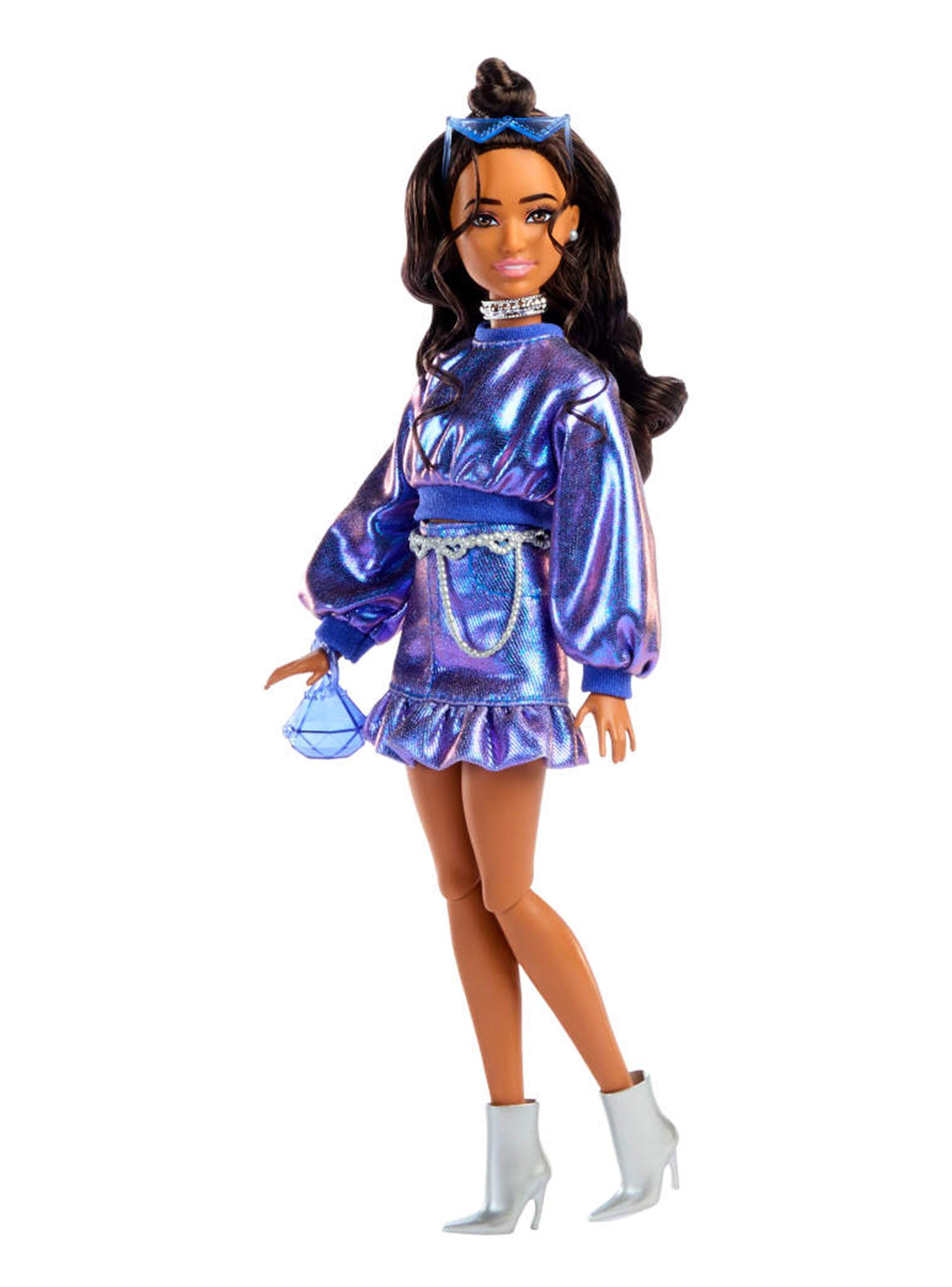 Barbie Cabello Castaño y Cojunto Azul-2