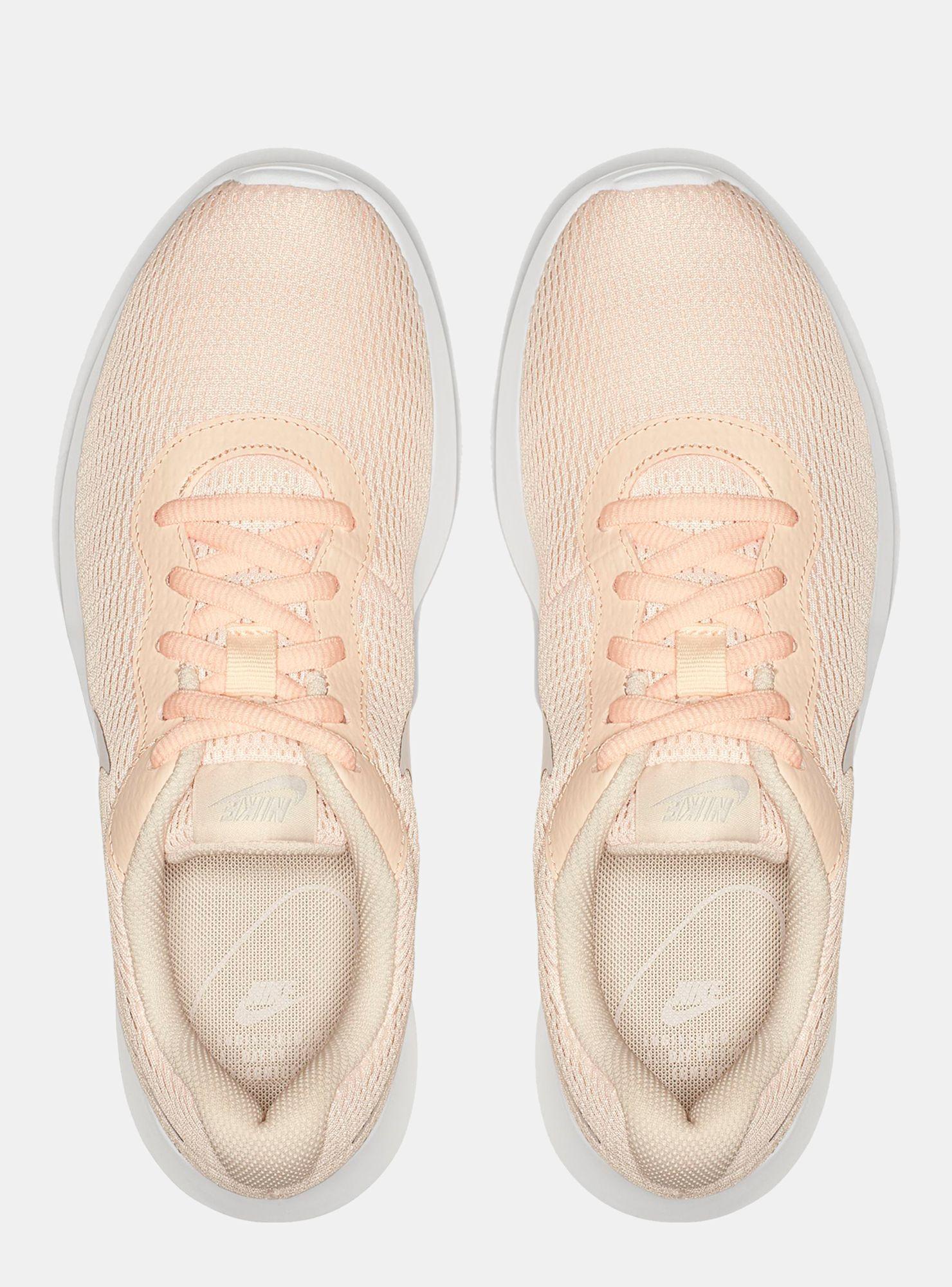 Zapatilla  Urbana Tanjun Mujer-3