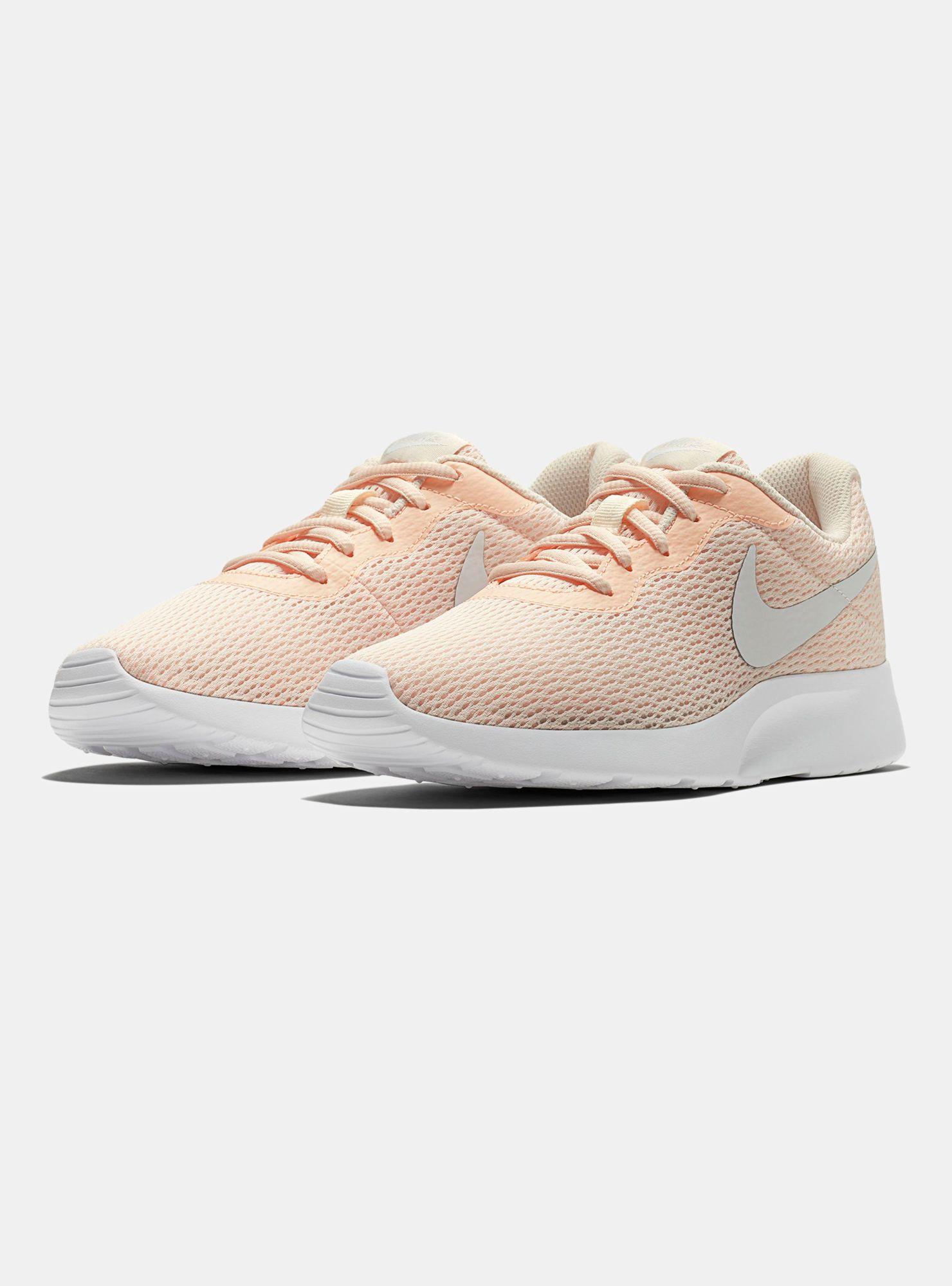 Zapatilla  Urbana Tanjun Mujer-2