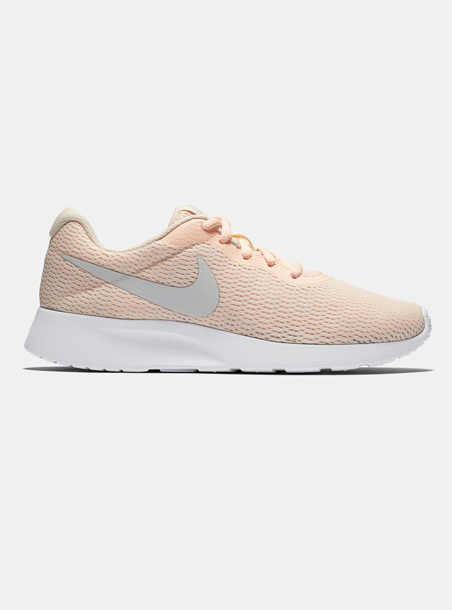 Zapatilla  Urbana Tanjun Mujer-0