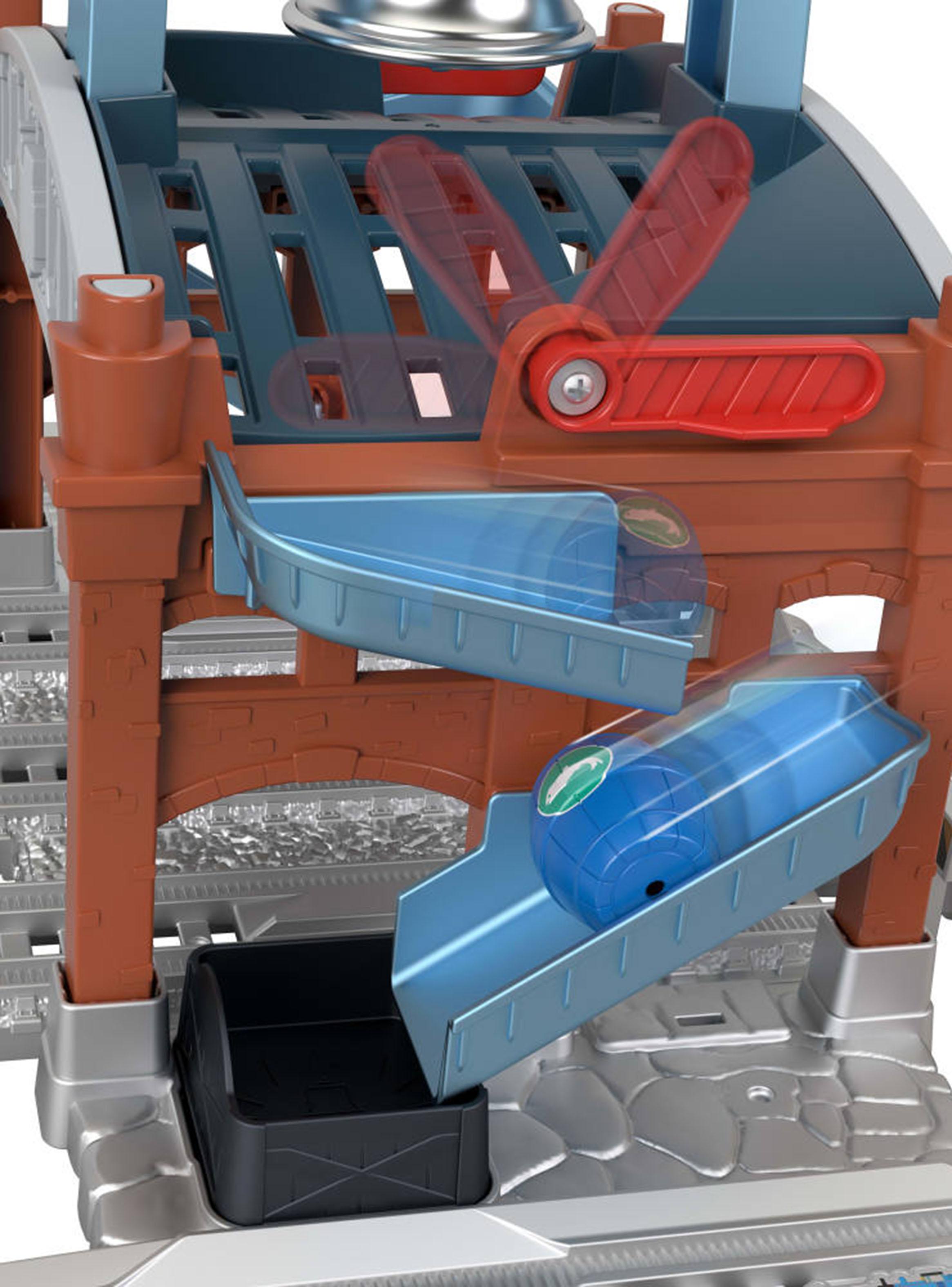 Pista de Tren Motorizada Entrega Barriles-4