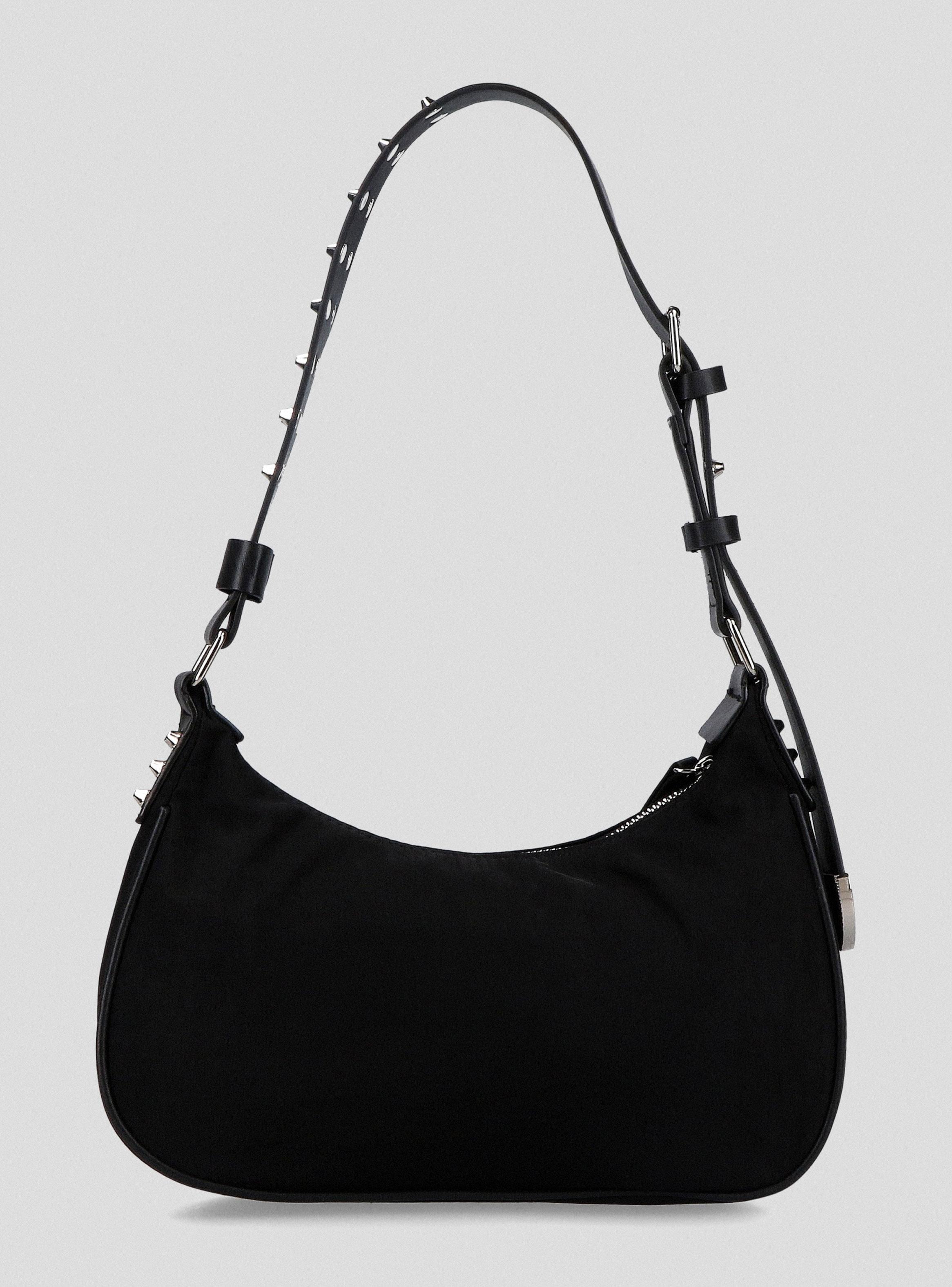 Cartera de Nylon con Strap Tachas-2
