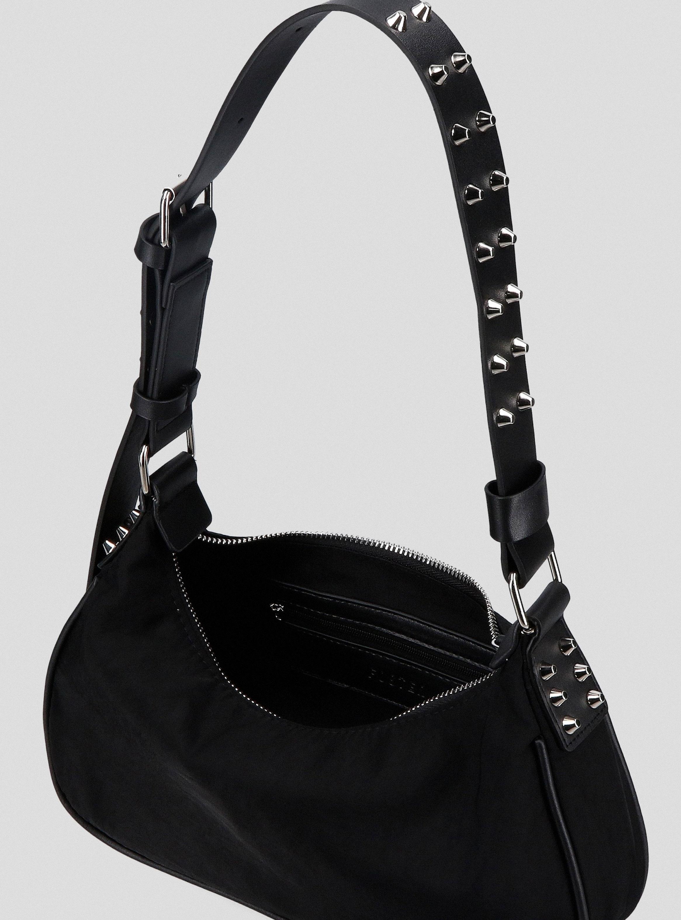 Cartera de Nylon con Strap Tachas-3
