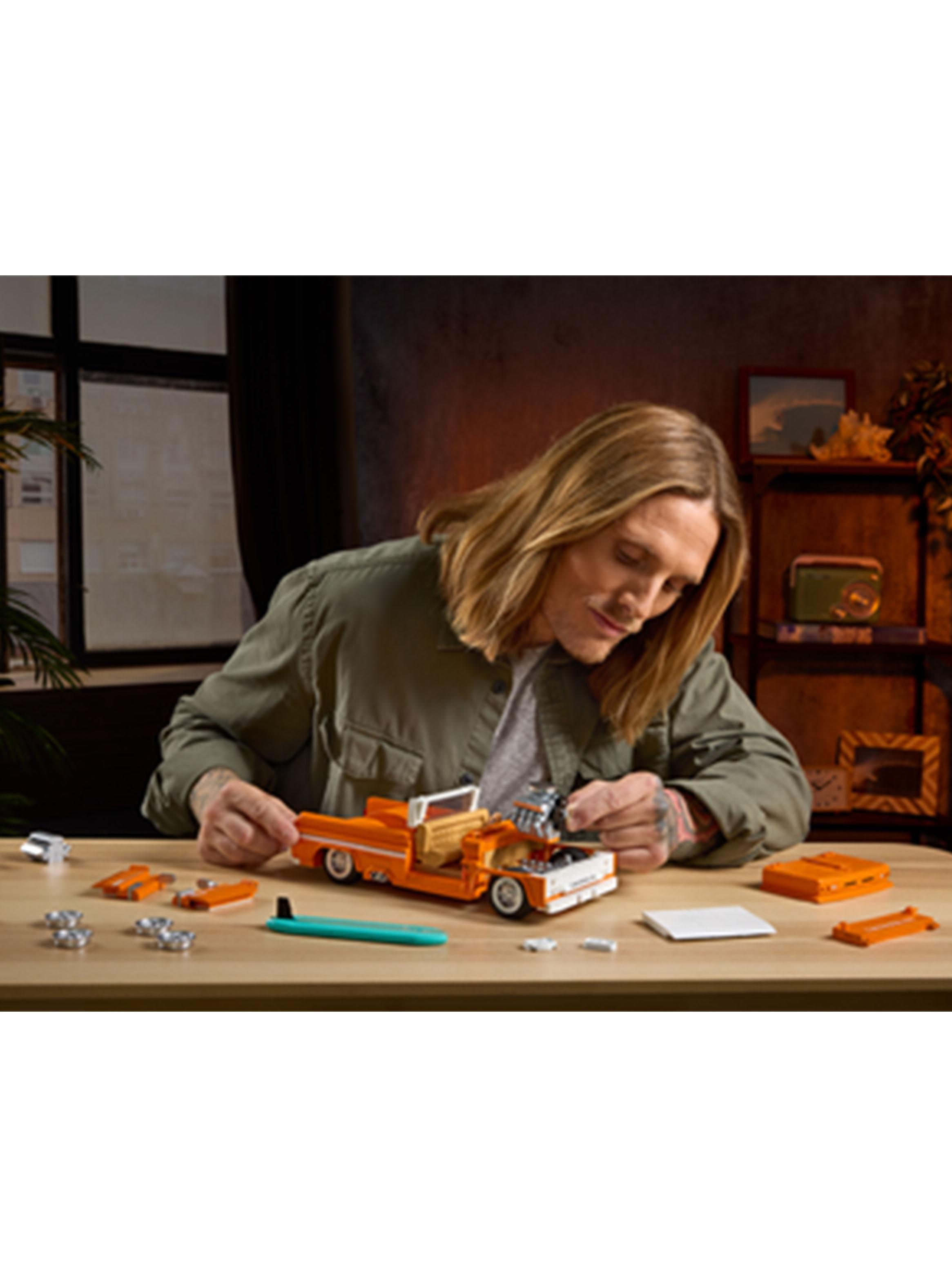 Vehículo para Construir Brick Shop Elite Camioneta Chevy Naranjo-5