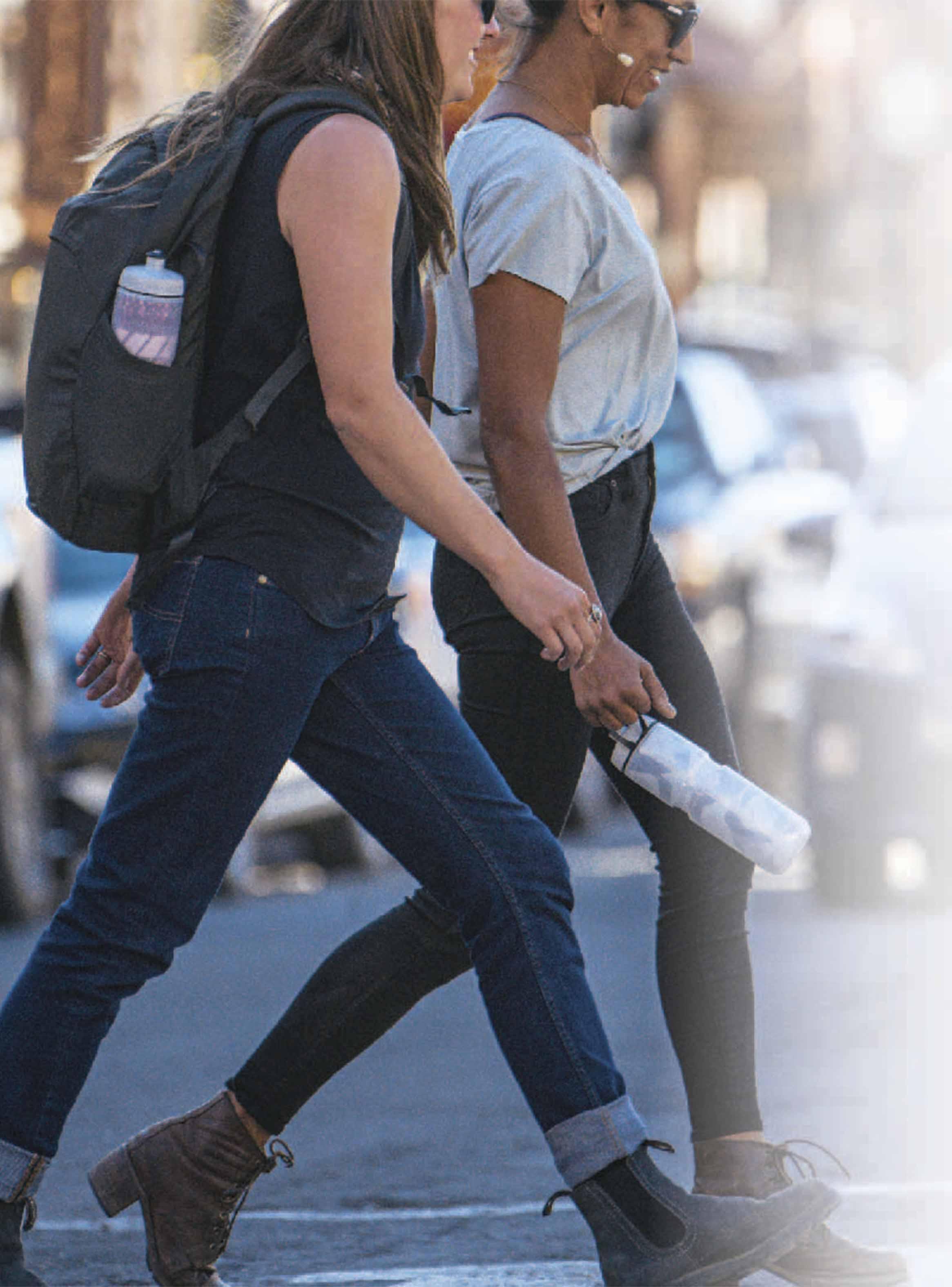 Botella Sport Insulated 700 ml Azul Eléctrico-3