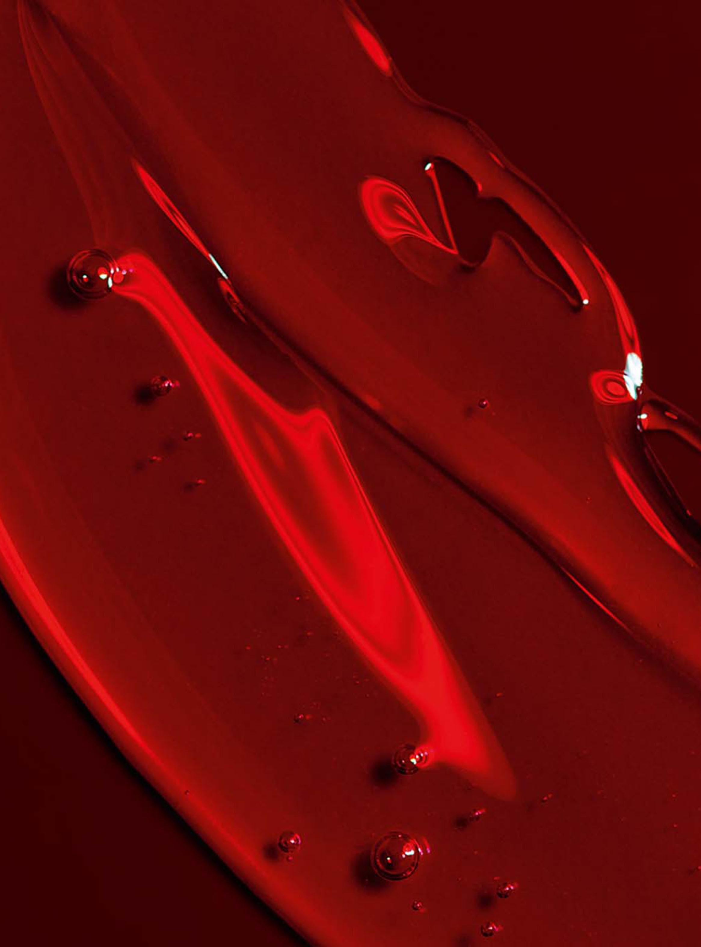 Lip Comfort Oil 10 Years Iconic Red-2