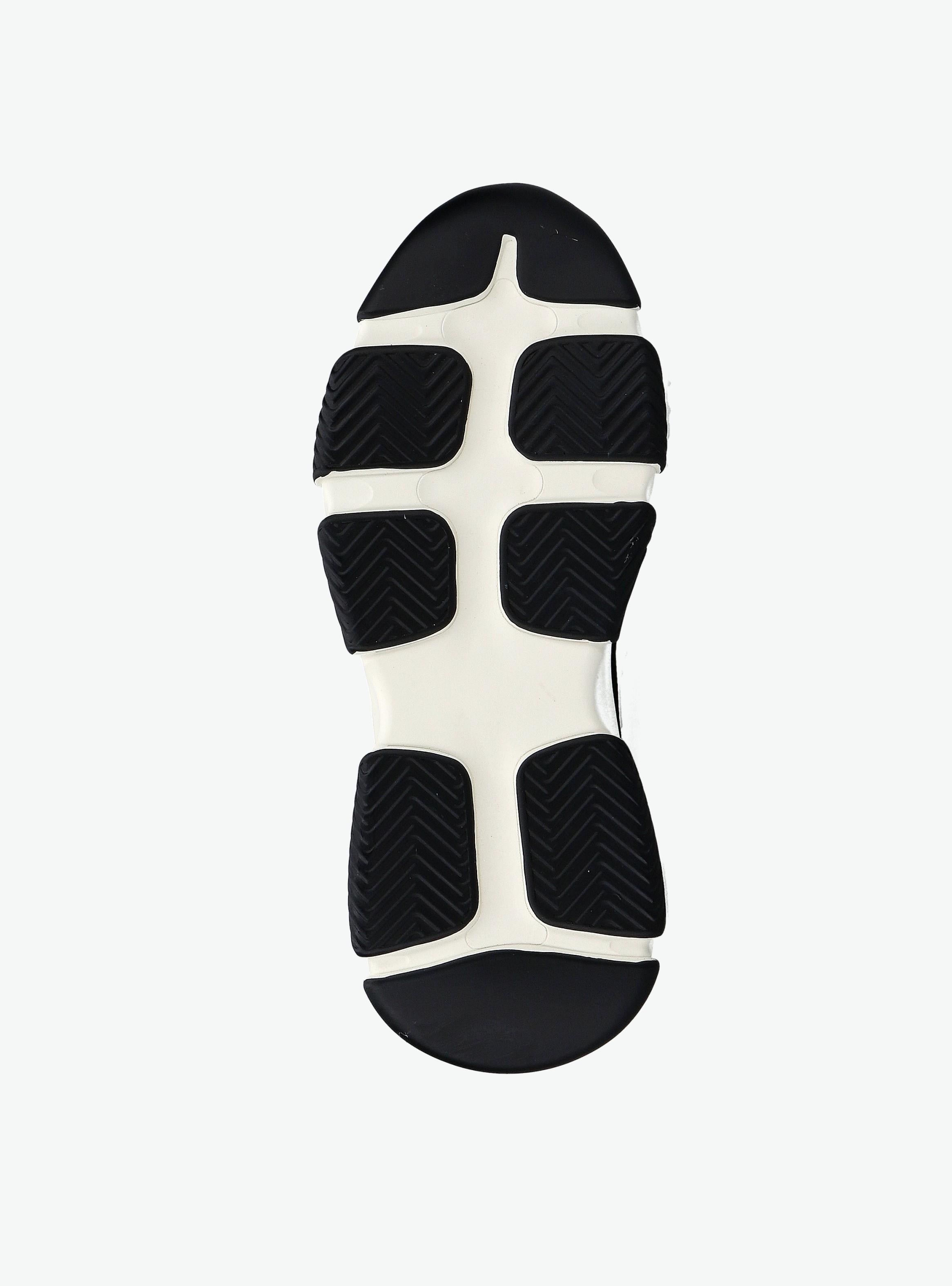 Zapatilla Urbana Acolchada Efecto Cuero Mujer-2