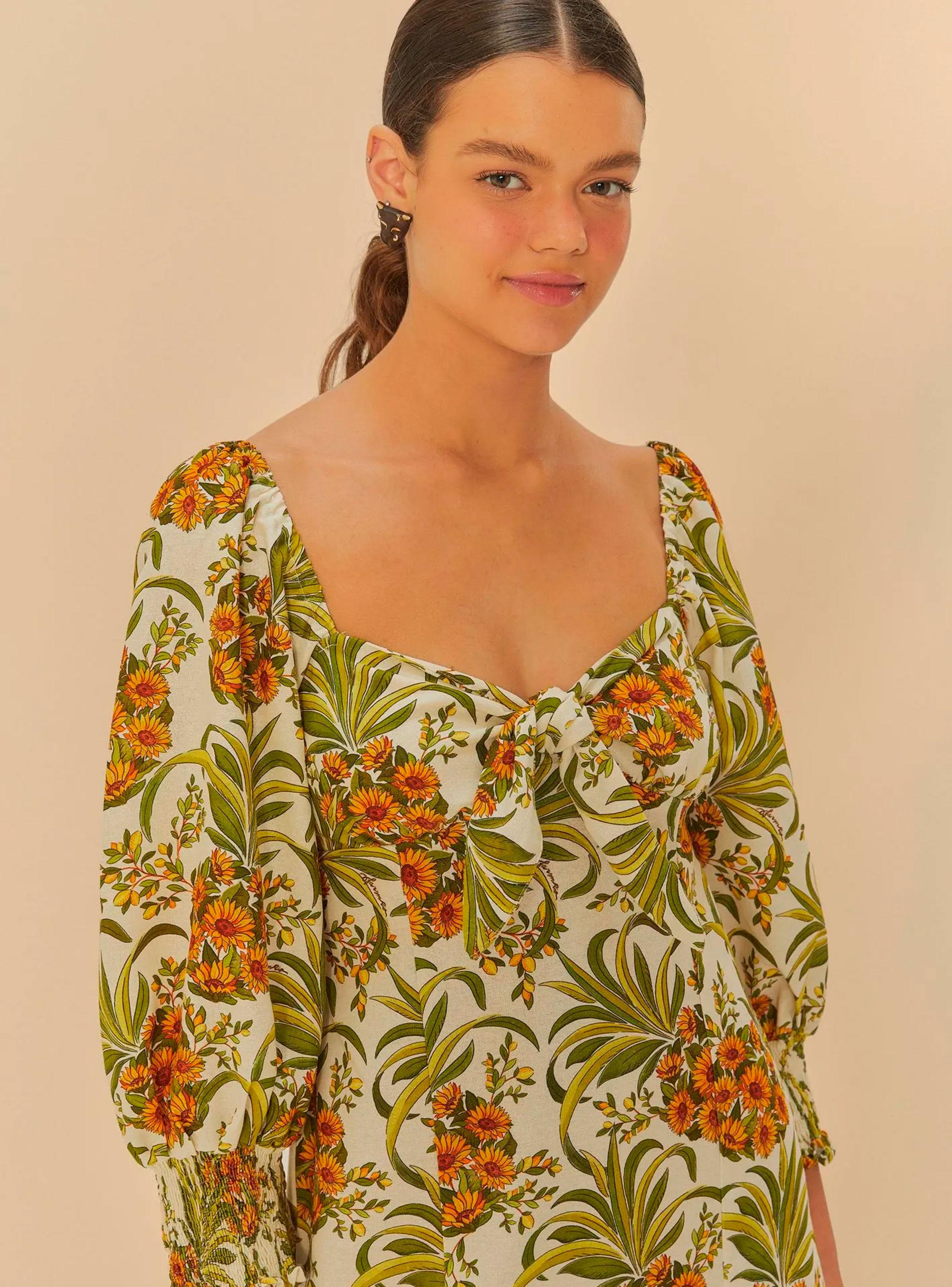 Vestido Corto con Escote Amarra-2