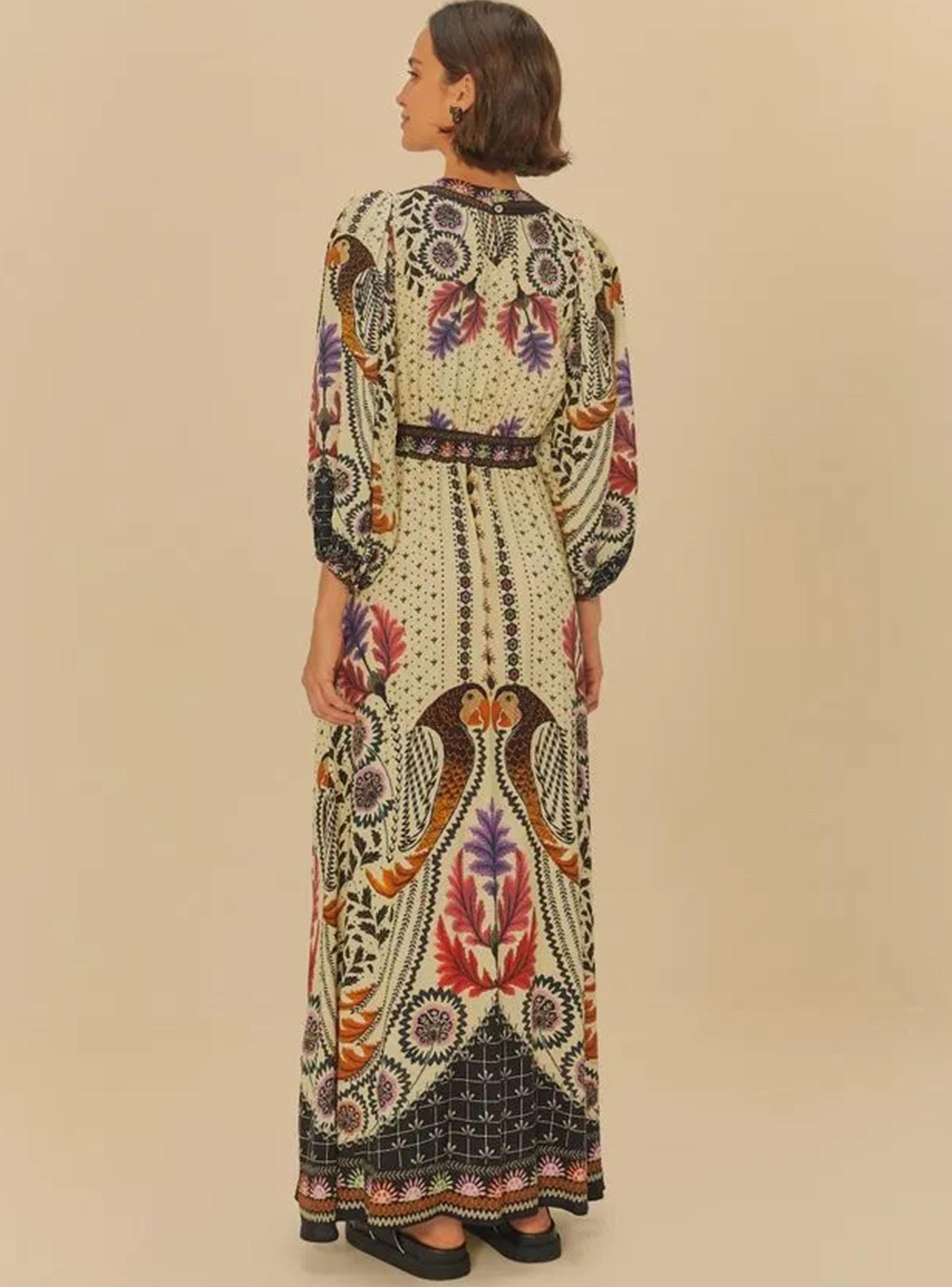 Vestido Largo con Escote V-1