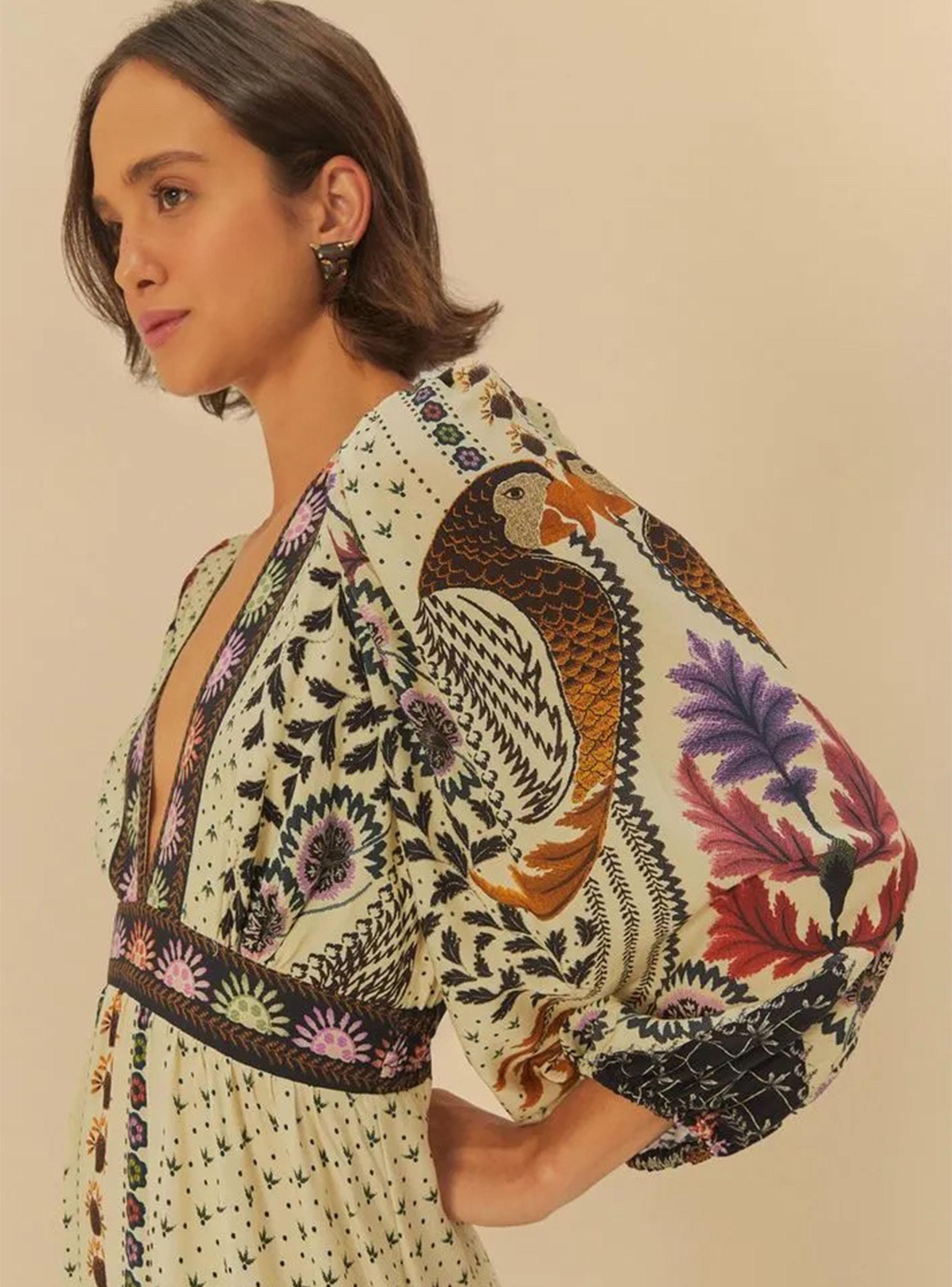 Vestido Largo con Escote V-3