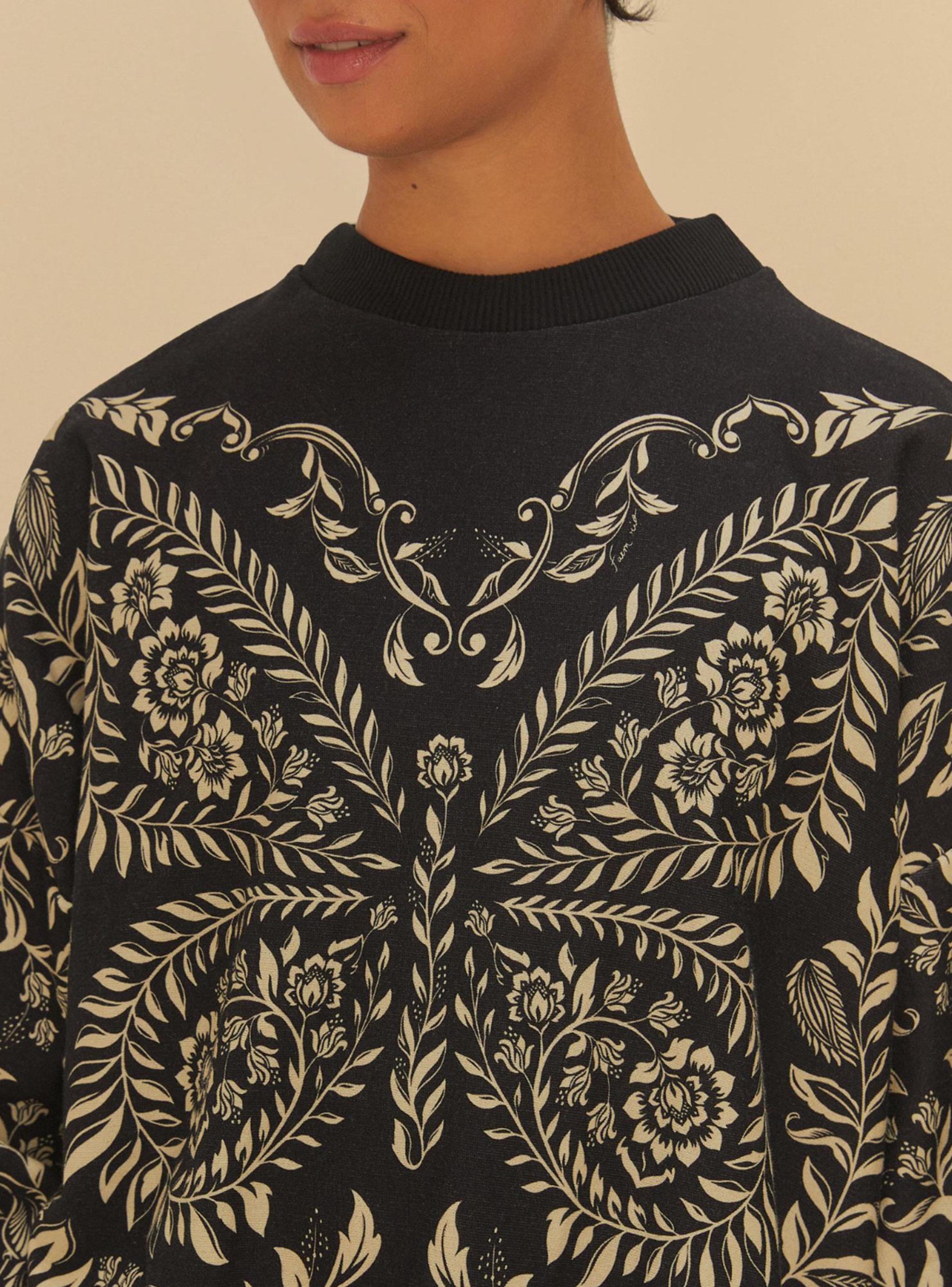 Polerón Diseño Mariposa Floral-2