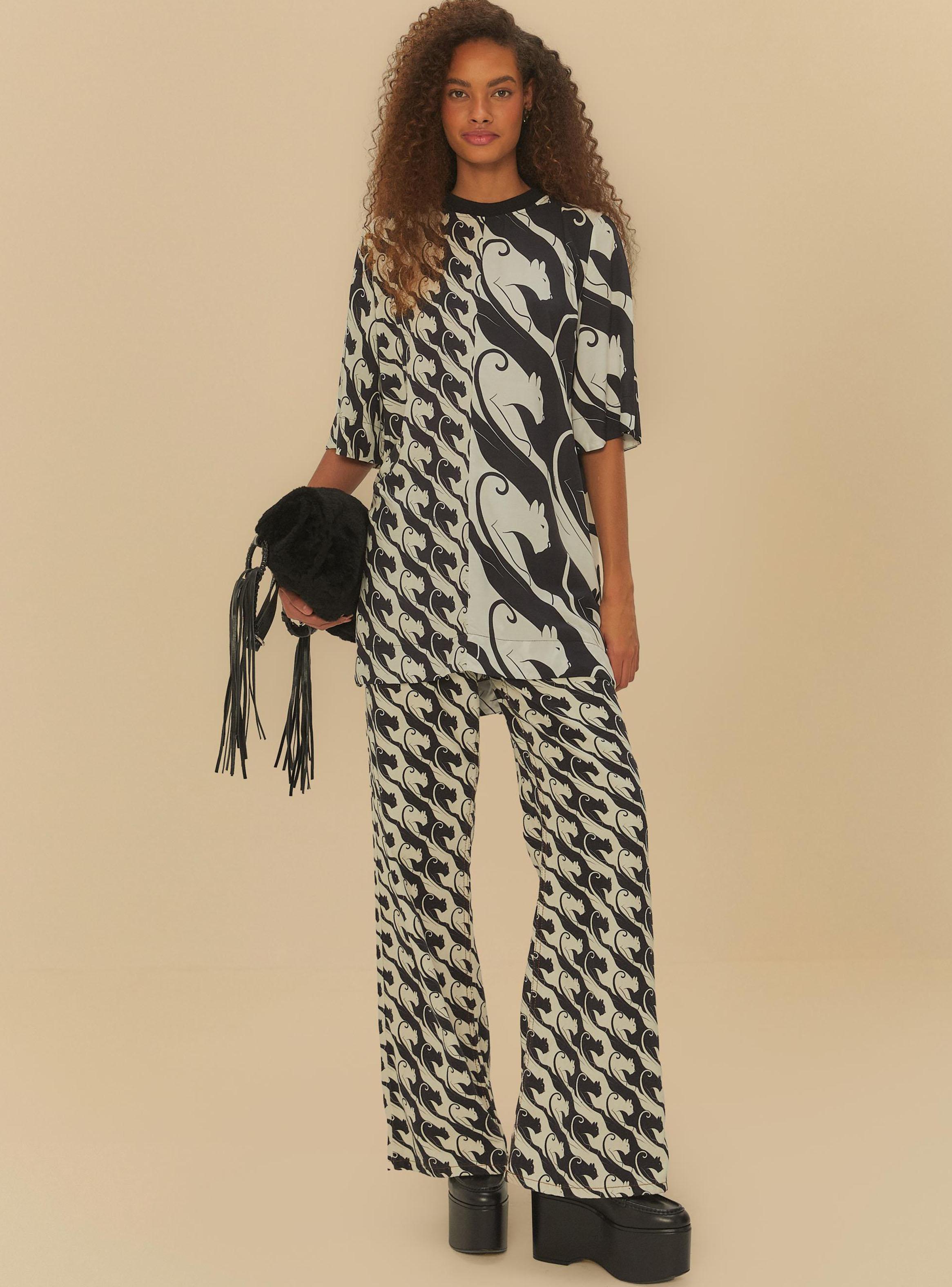 Pantalón con Diseño-3