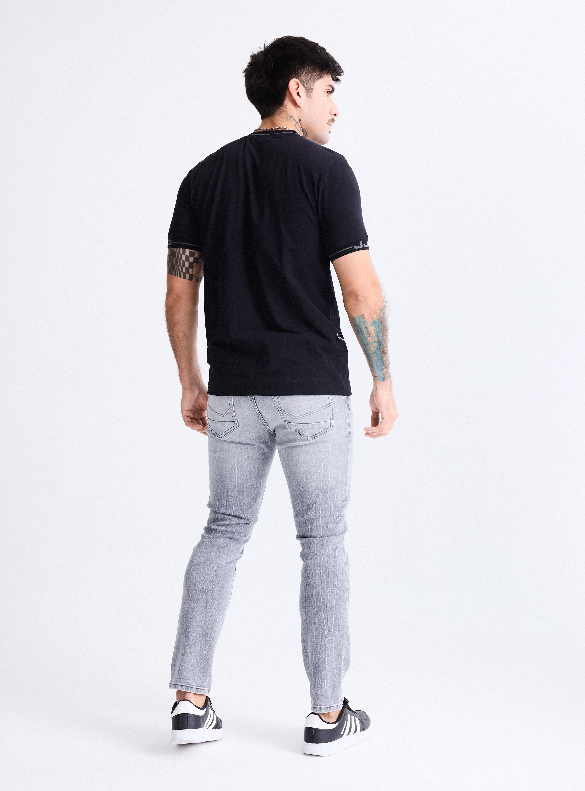 Polera Cuello y Puño con Logo-5
