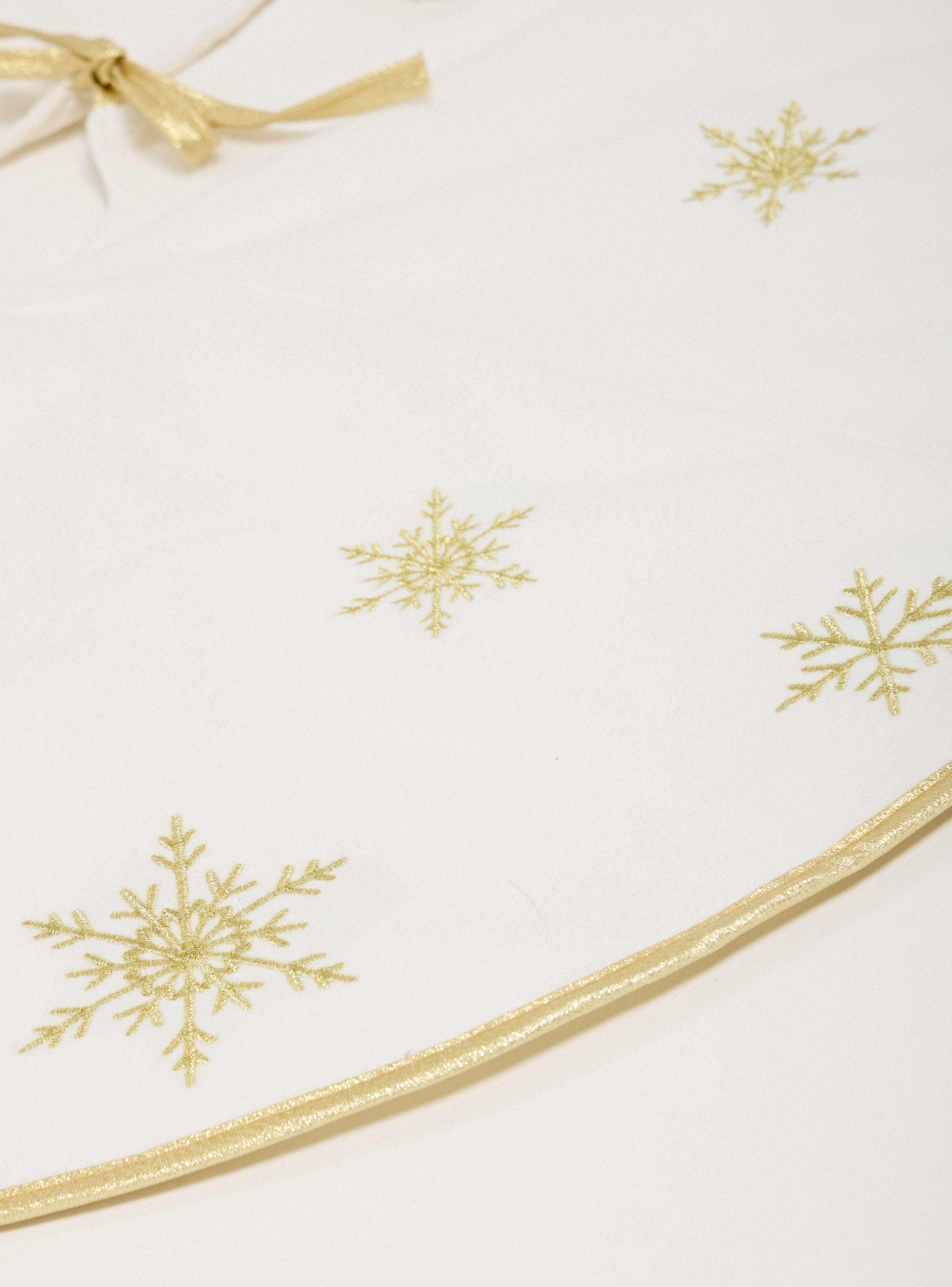 Pie de Árbol Blanco Estrellas-2