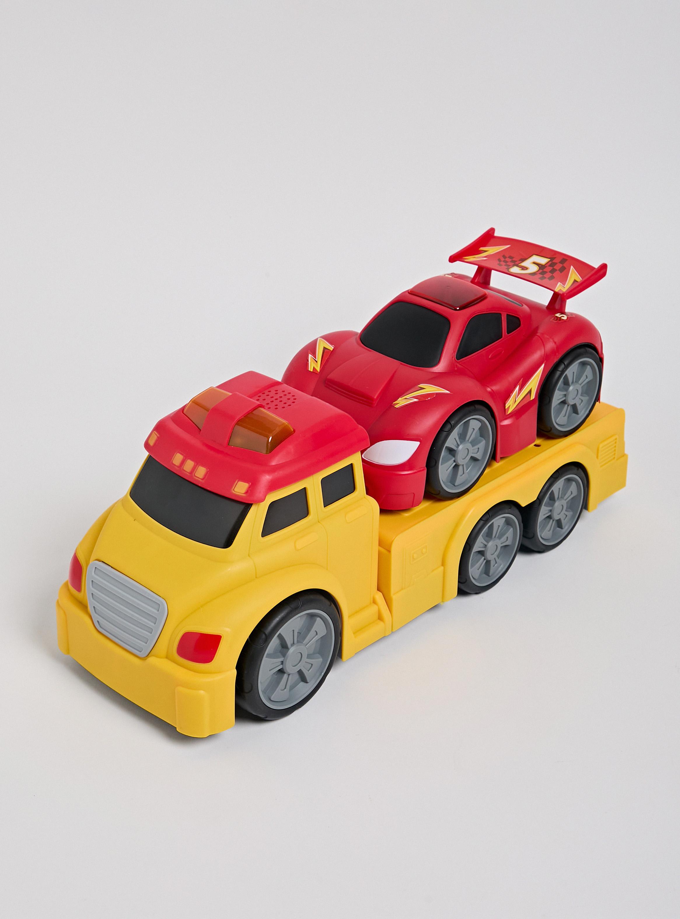 Camión Transportador Rojo con Auto-1
