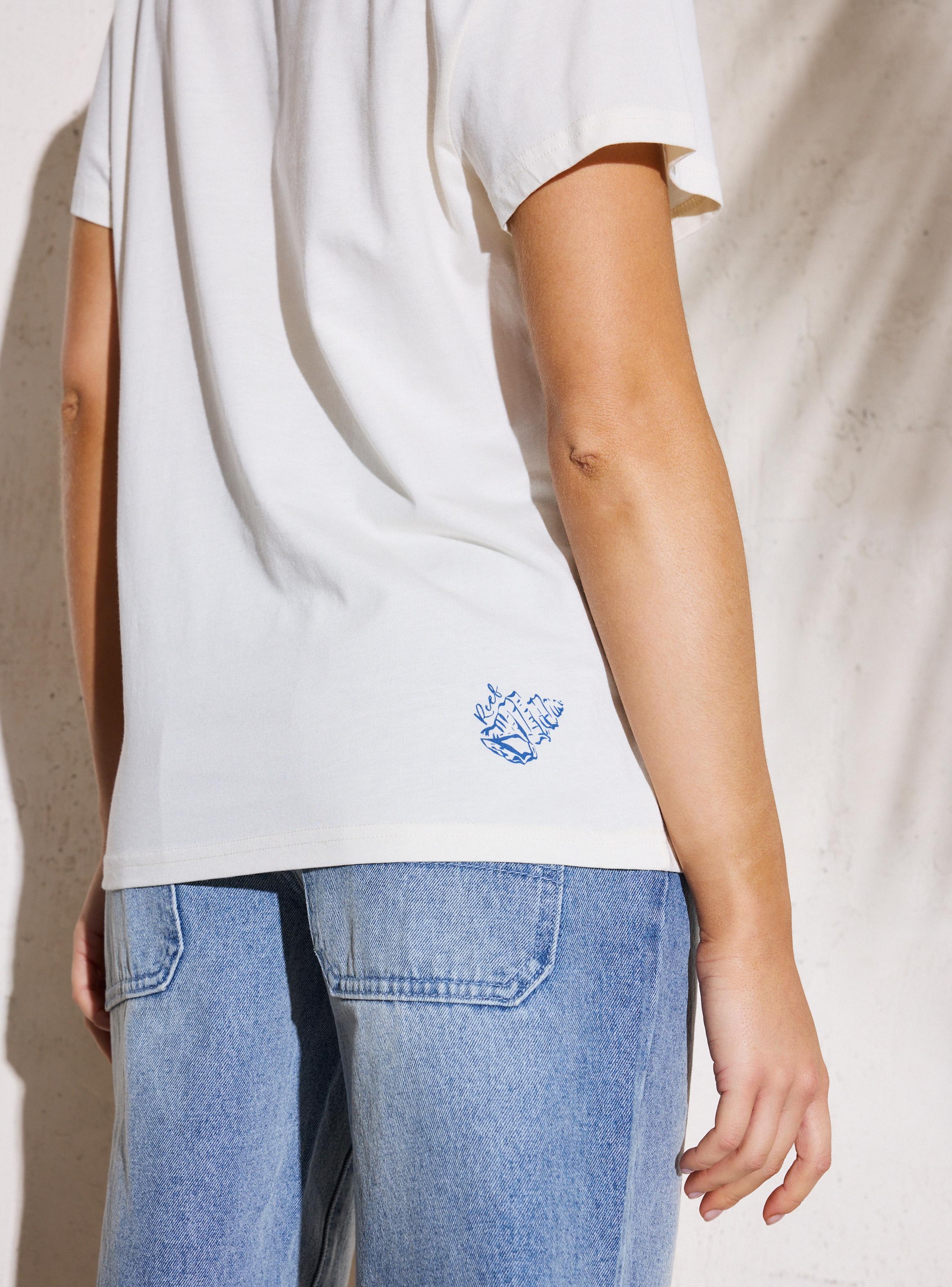 Polera con Estampado Frontal Estampado Espalda-3