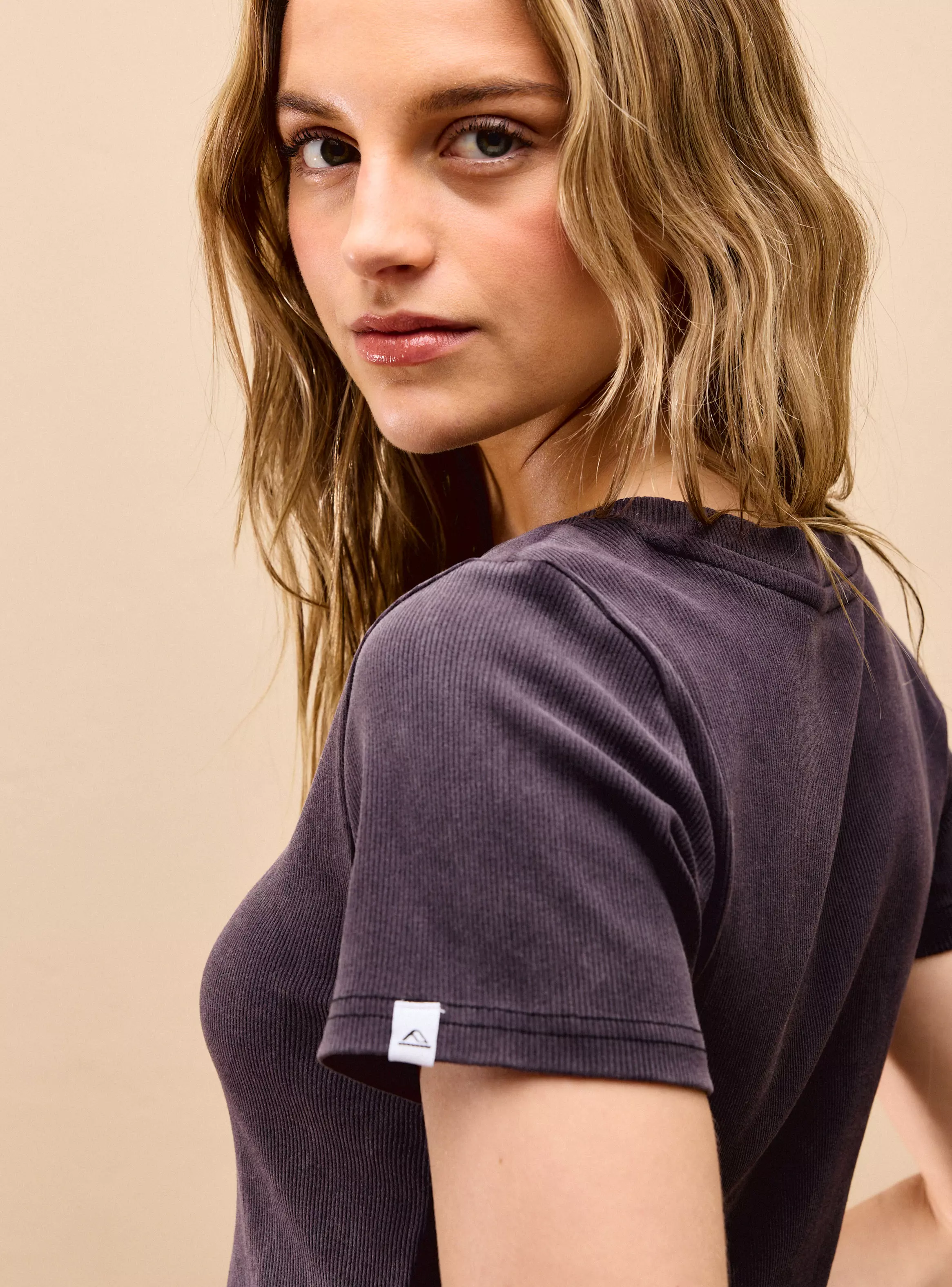 Polera Crop Logo-3