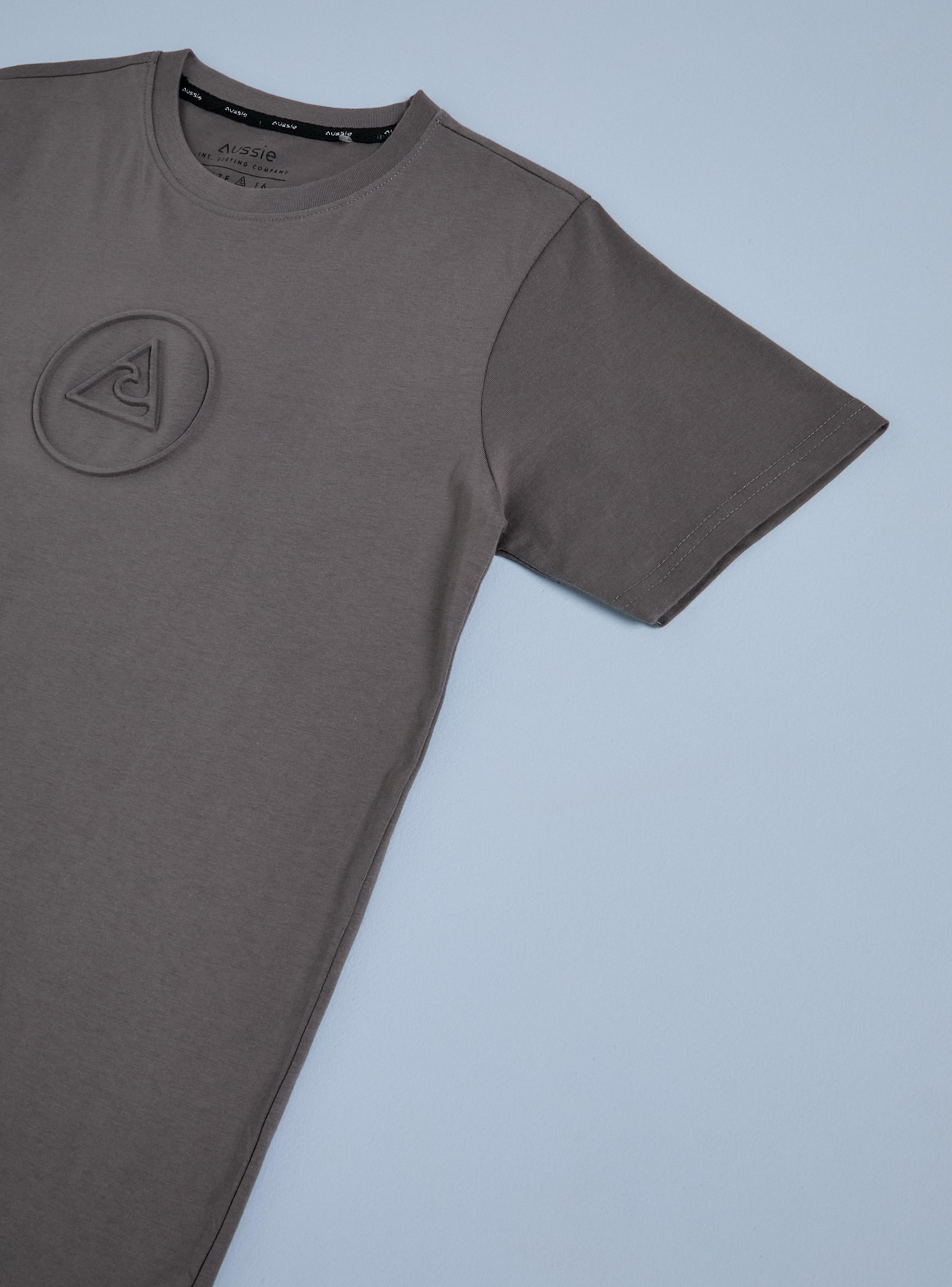 Polera Diseño en Relieve Frontal-2