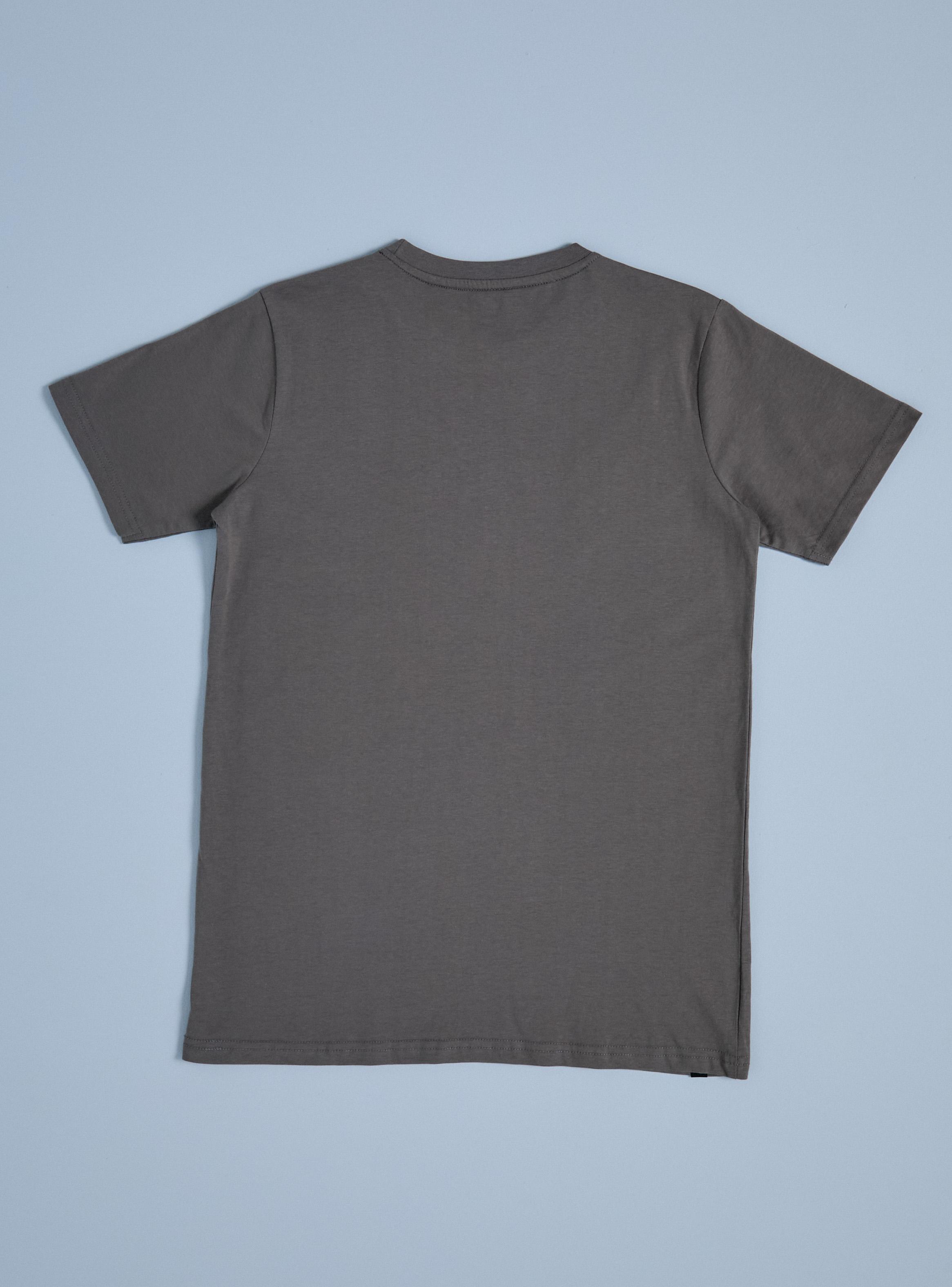 Polera Diseño en Relieve Frontal-1