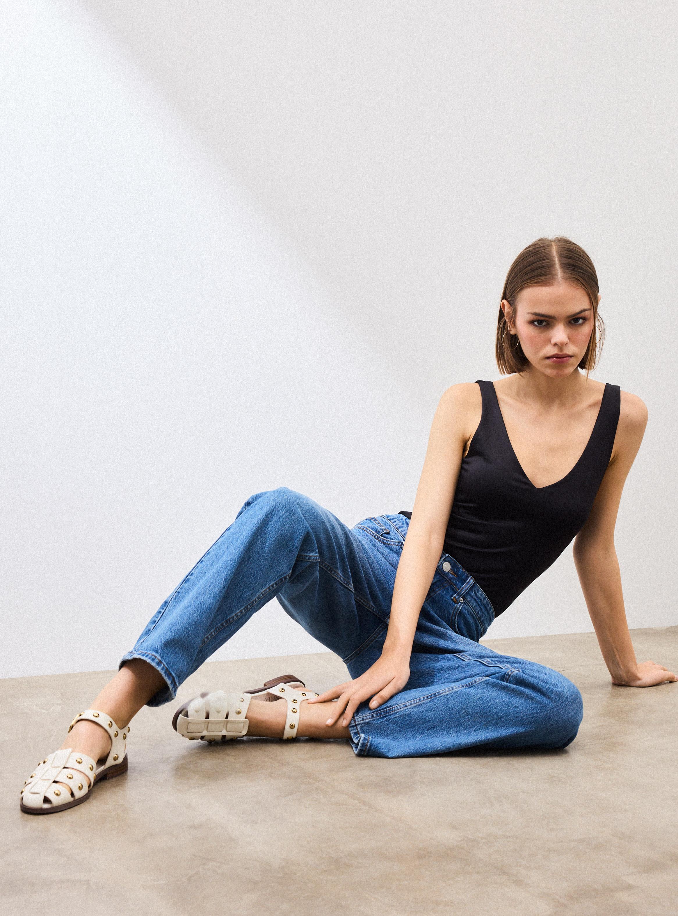 Polera Body Escote V-4