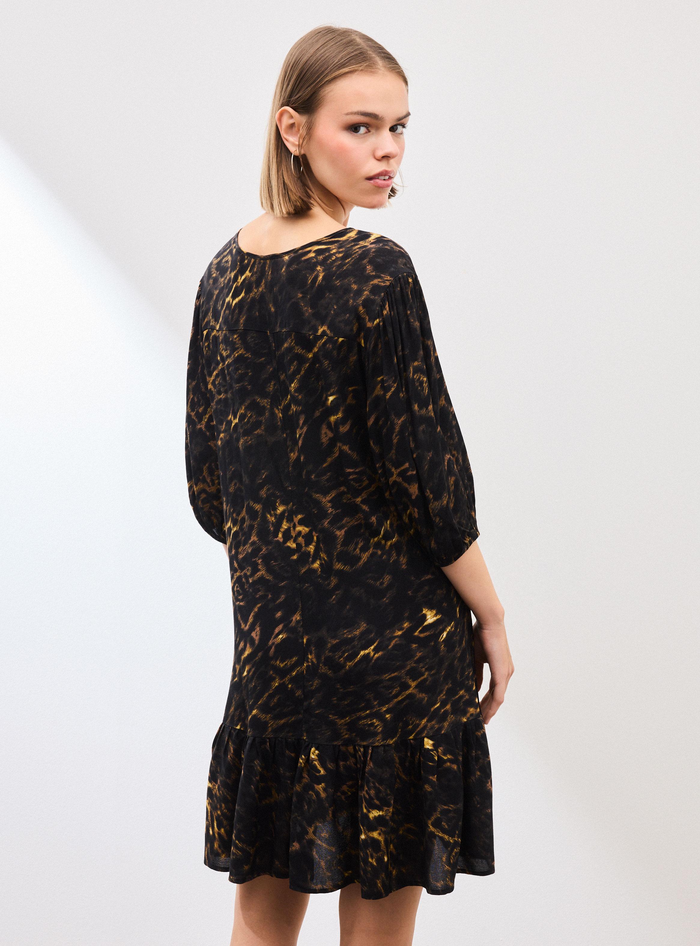 Vestido Fluido con Vuelo y Manga Abullonada Tres Cuartos-1