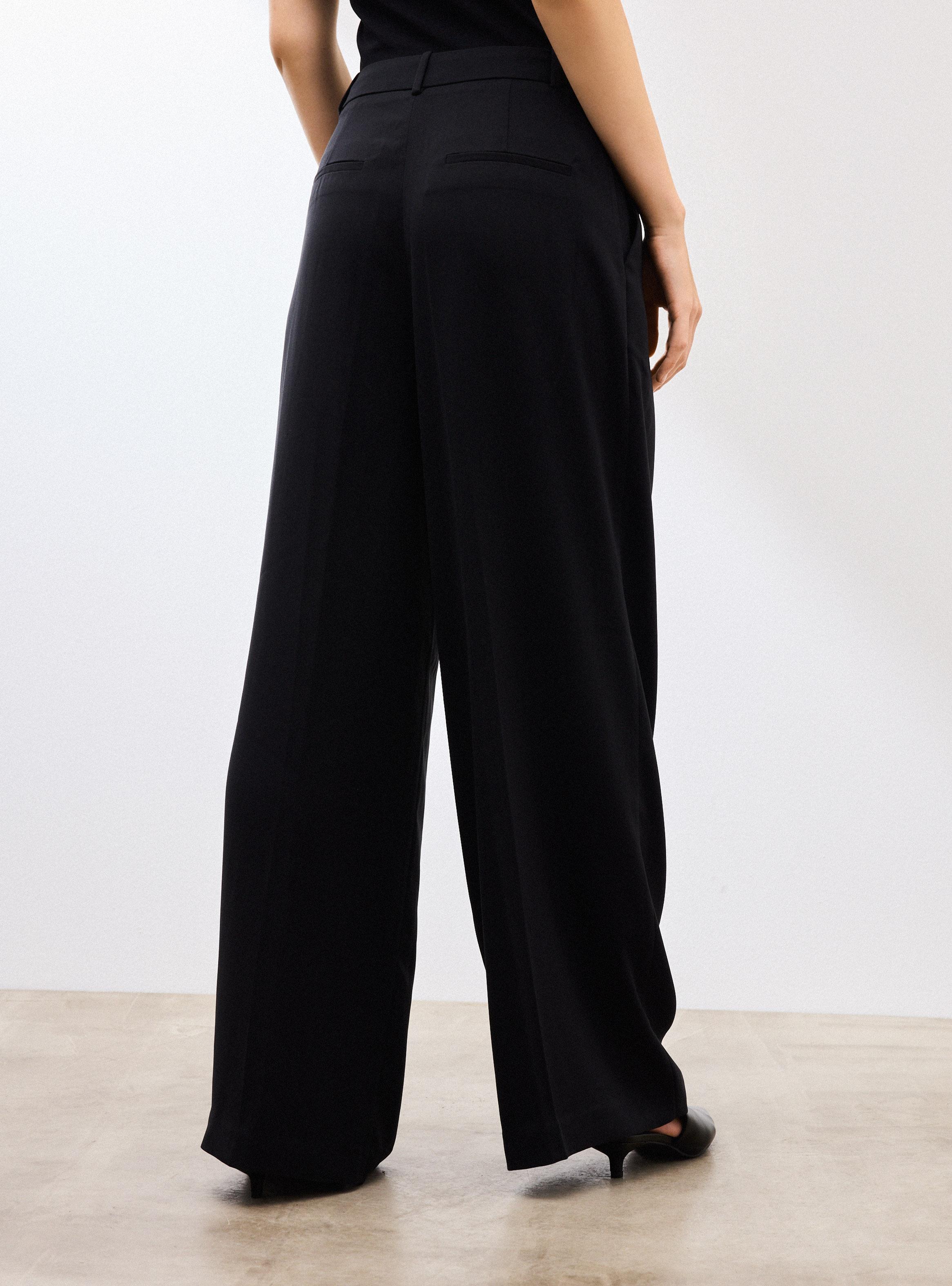 Pantalón Traje Ancho con Pinzas-1
