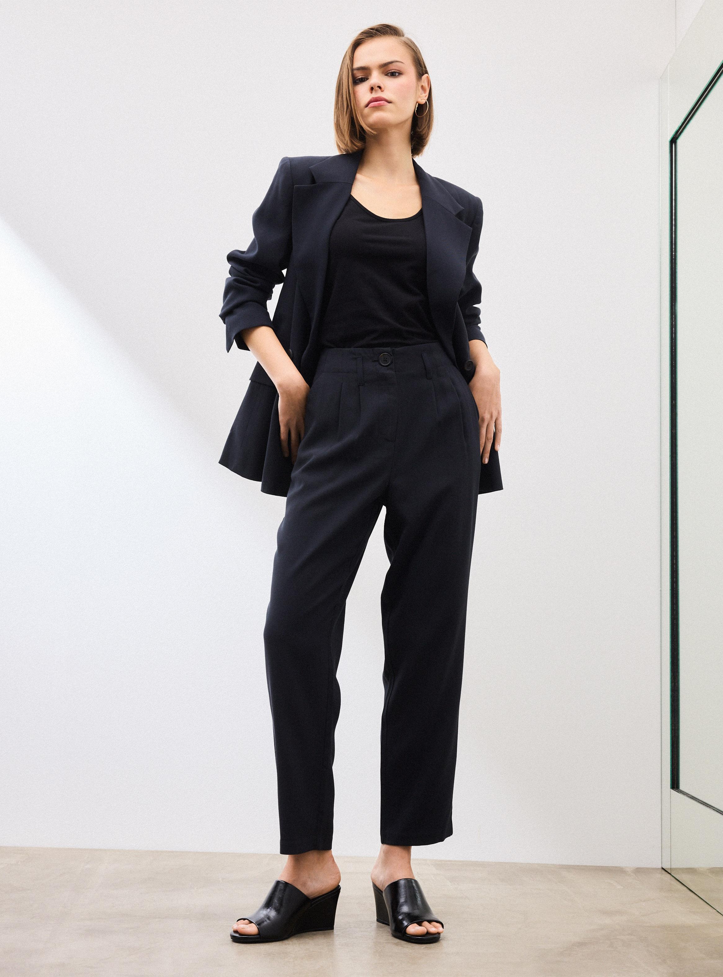 Pantalón Traje Recto Fluido Tela Modal-4