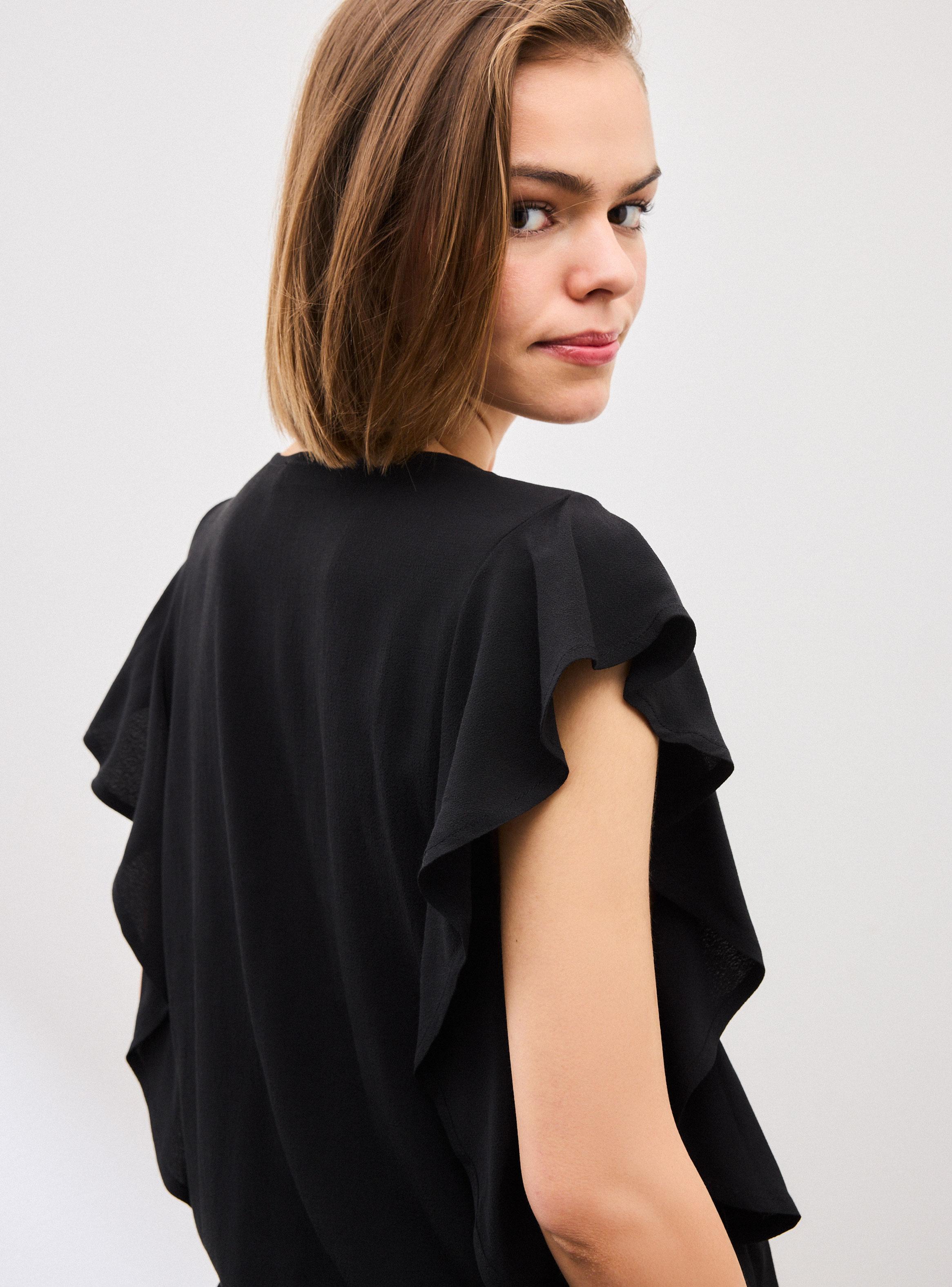 Blusa Fluida Escote V Mangas Vuelo-3