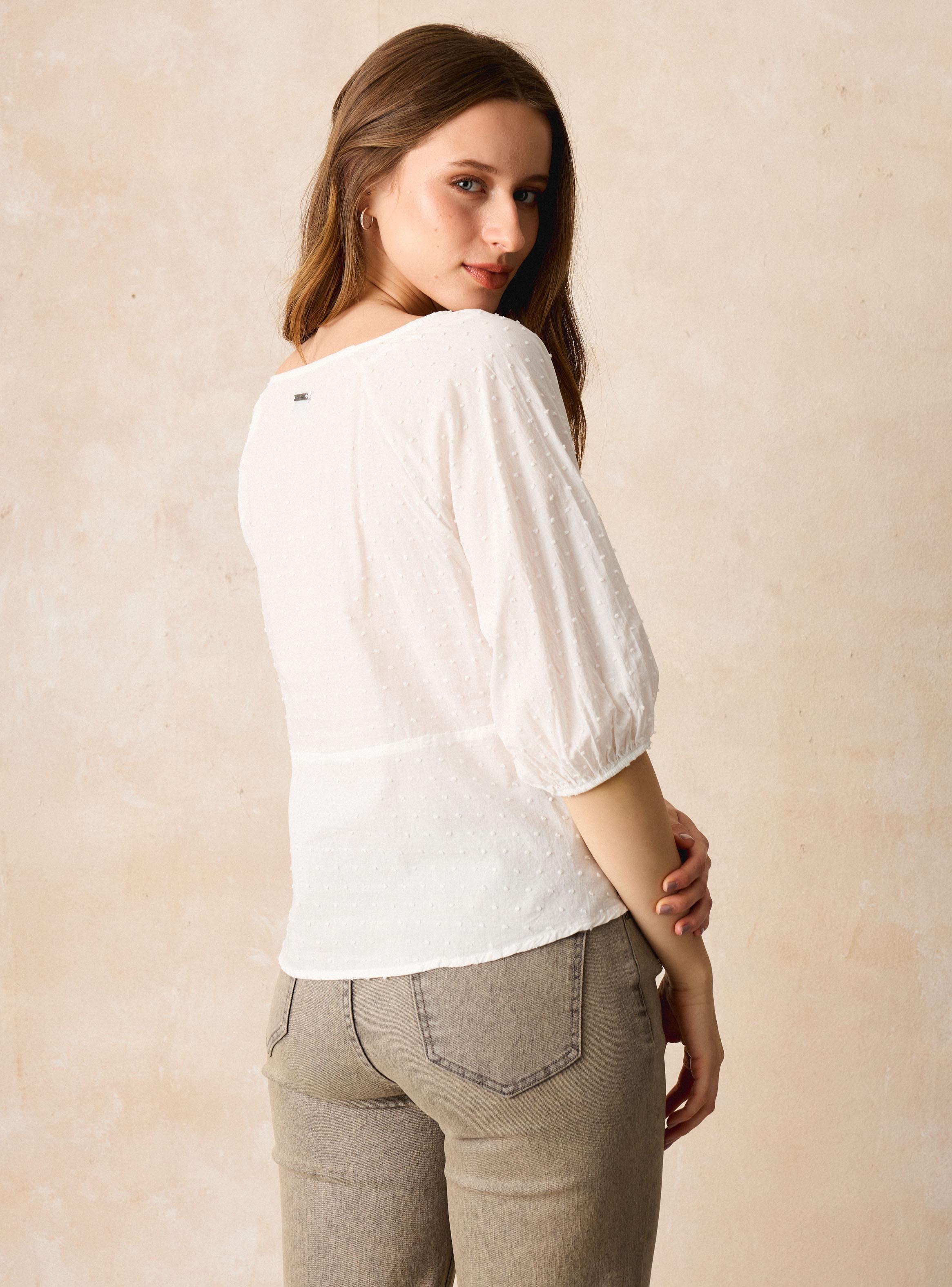 Blusa Texturizada con Proceso de Teñido-1