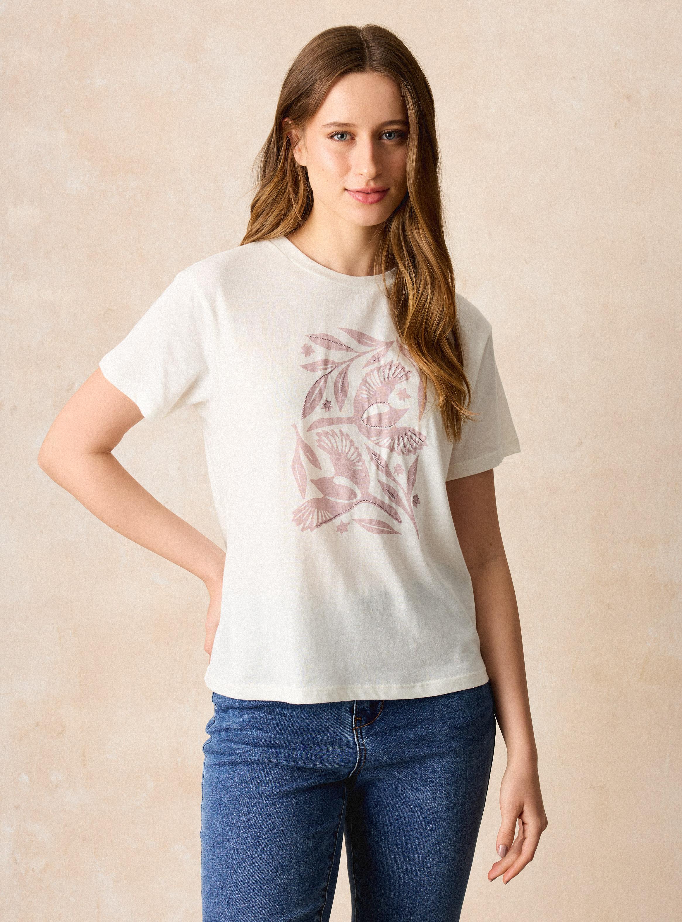 Polera de Tela Jaspeada con Estampado Bordado-0