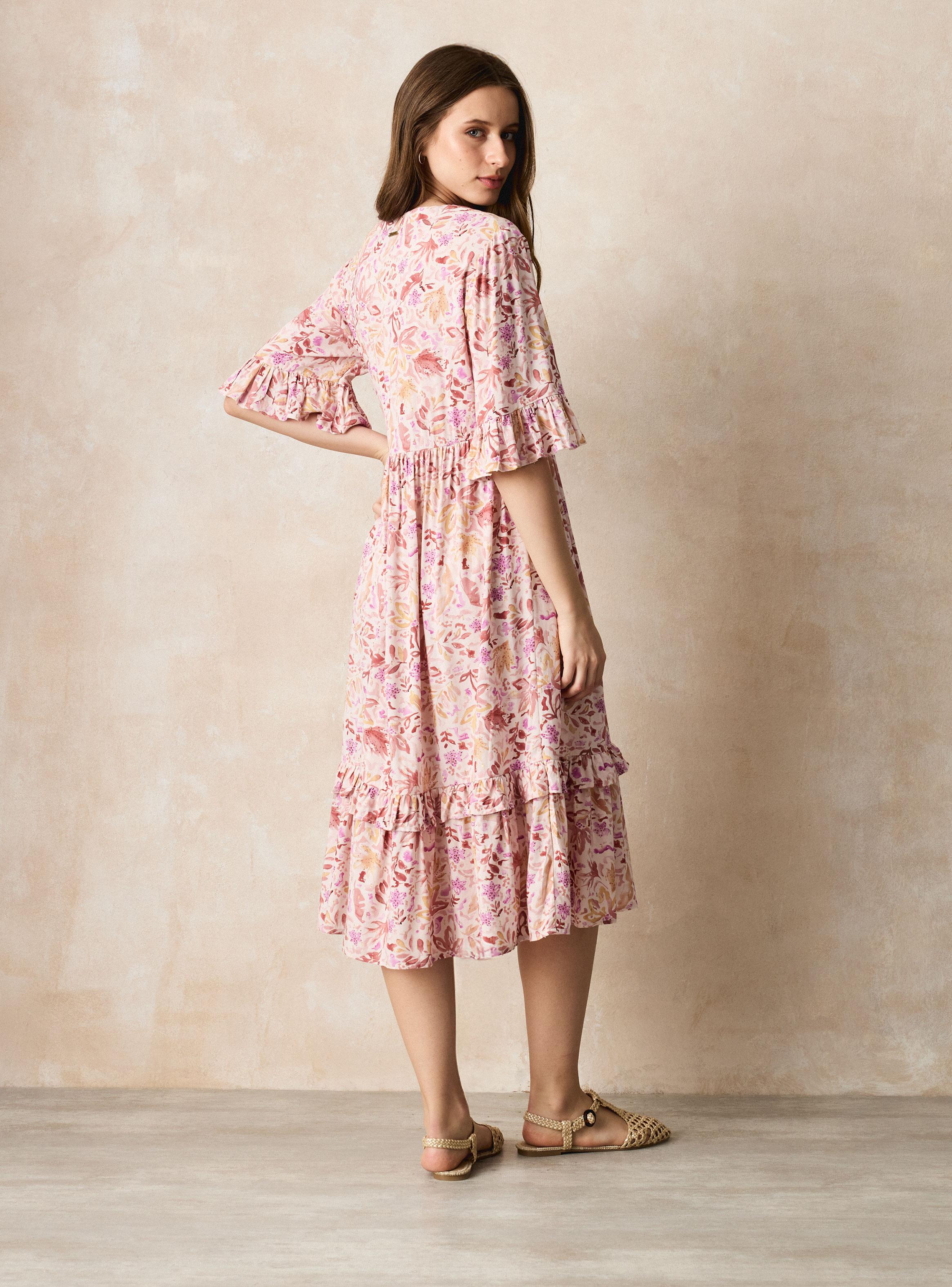 Vestido Estampado con Detalles Melalizados Vuelo Inferior-5