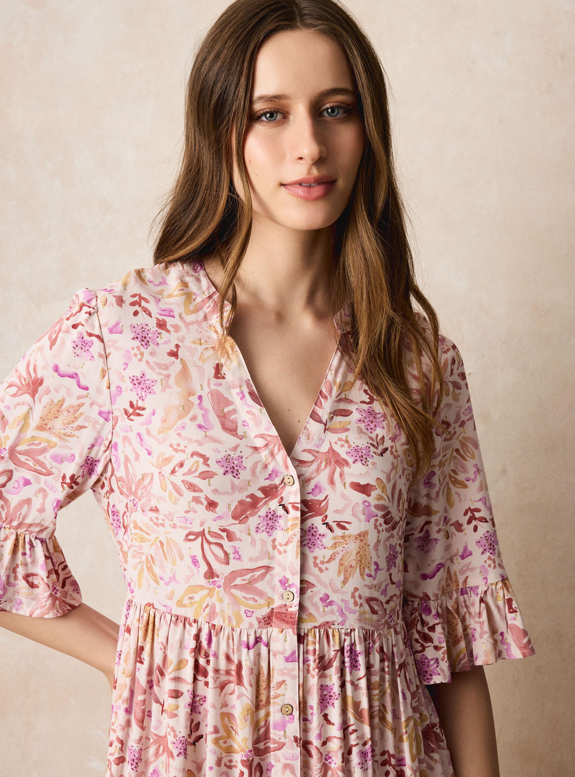 Vestido Estampado con Detalles Melalizados Vuelo Inferior-2