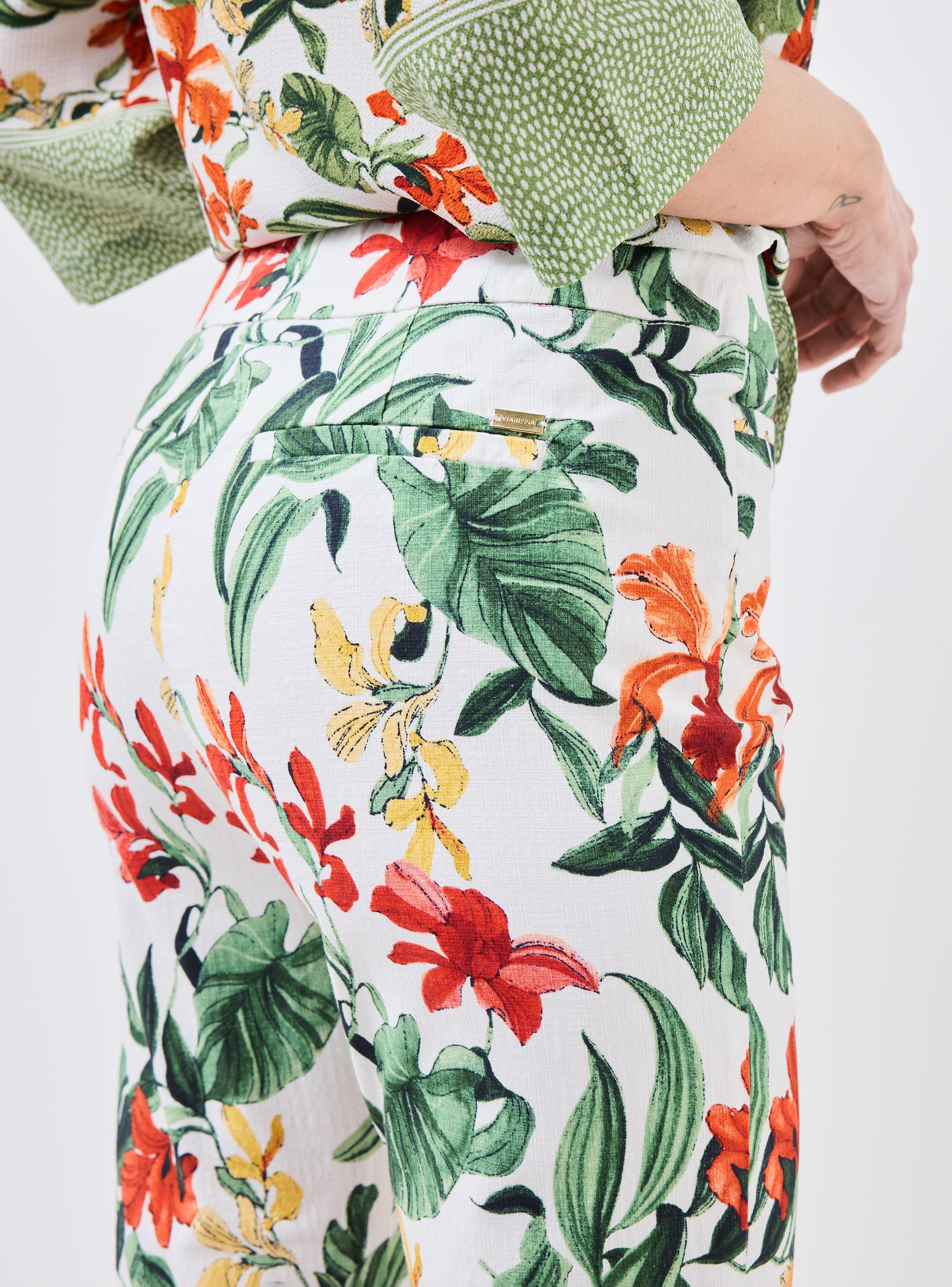 Pantalón Capri Estampado Control Abdomen-3