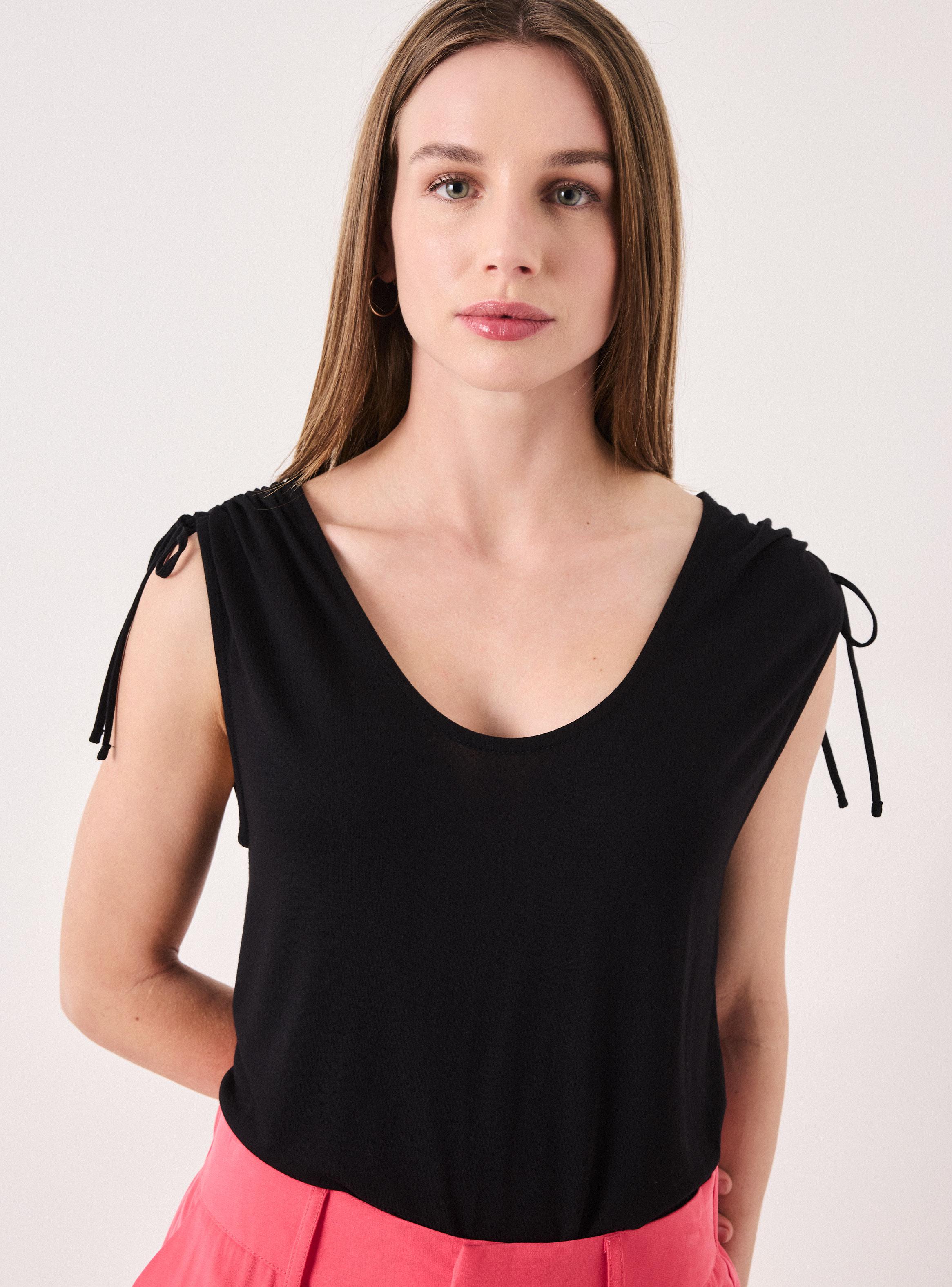 Polera Blusa V Cuadrado-2