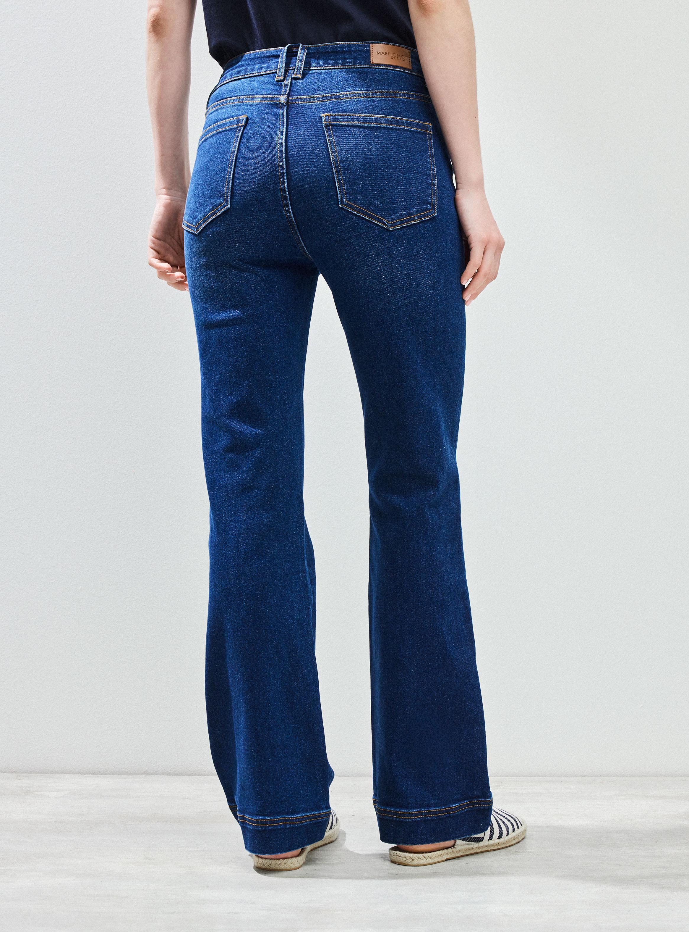 Jeans Kick Flare con Botones a la Vista-1