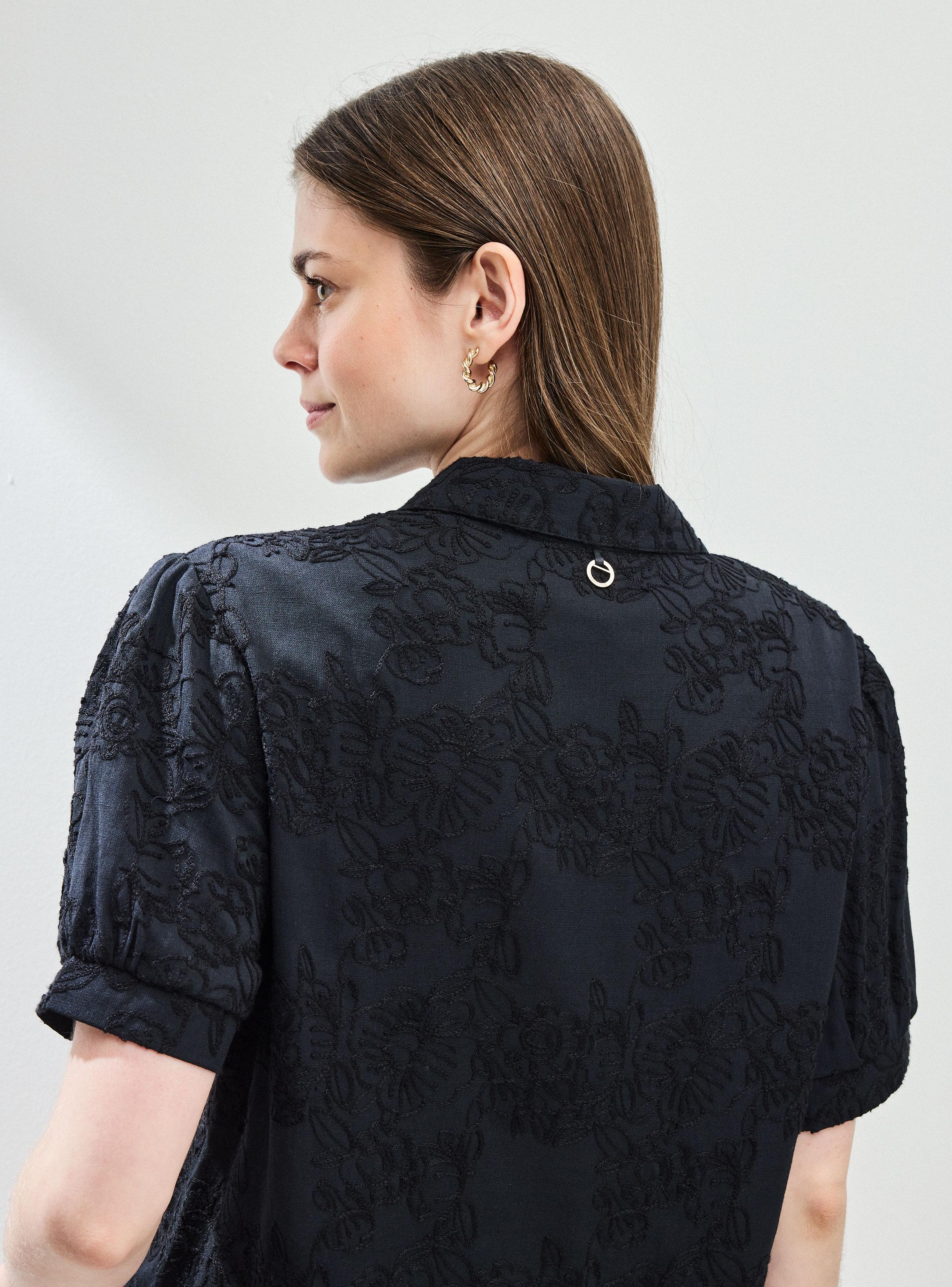 Blusa Camisera Bordada-3