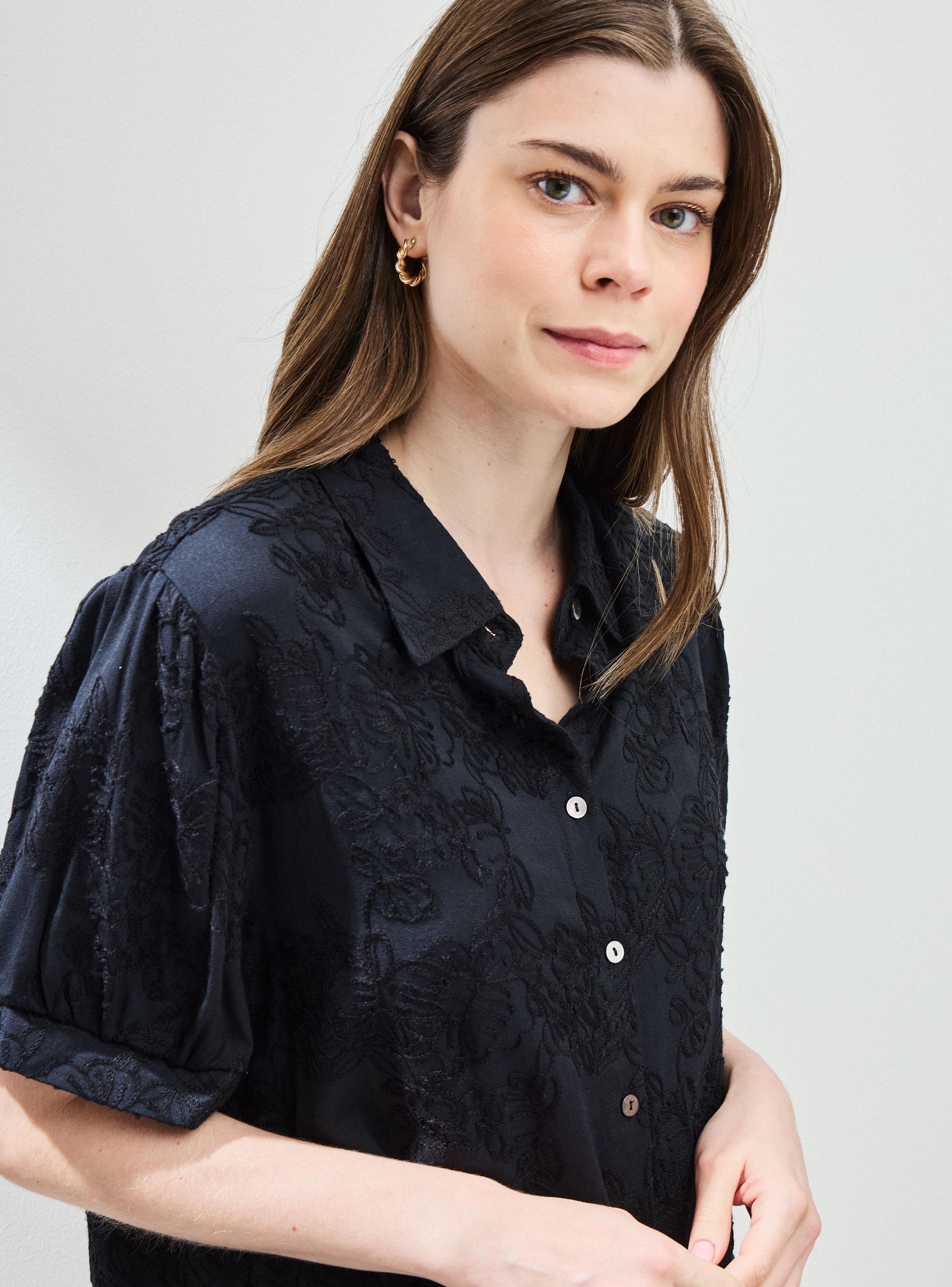 Blusa Camisera Bordada-2
