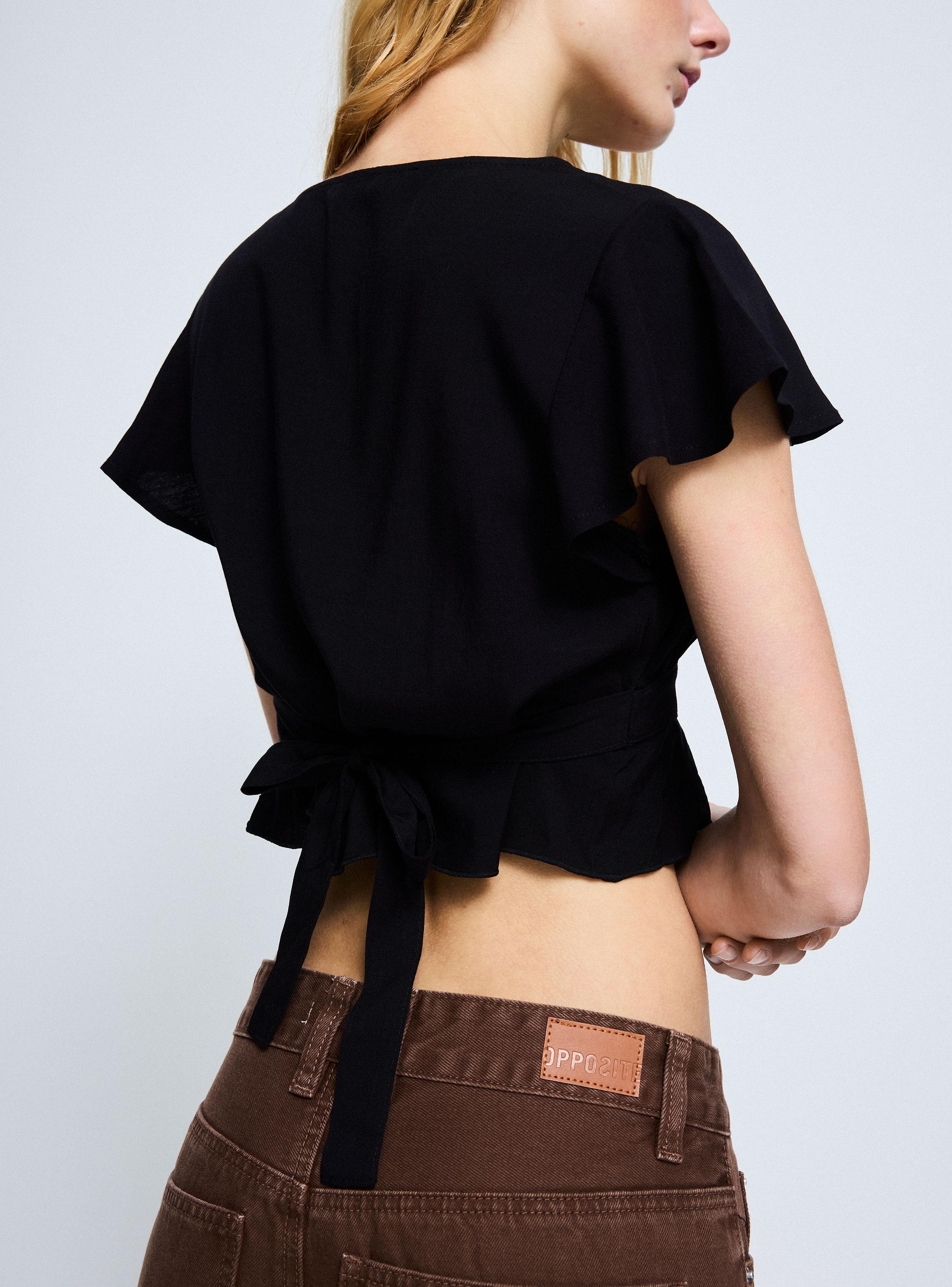 Blusa con Mangas y Nudo en Espalda Escote en V-3