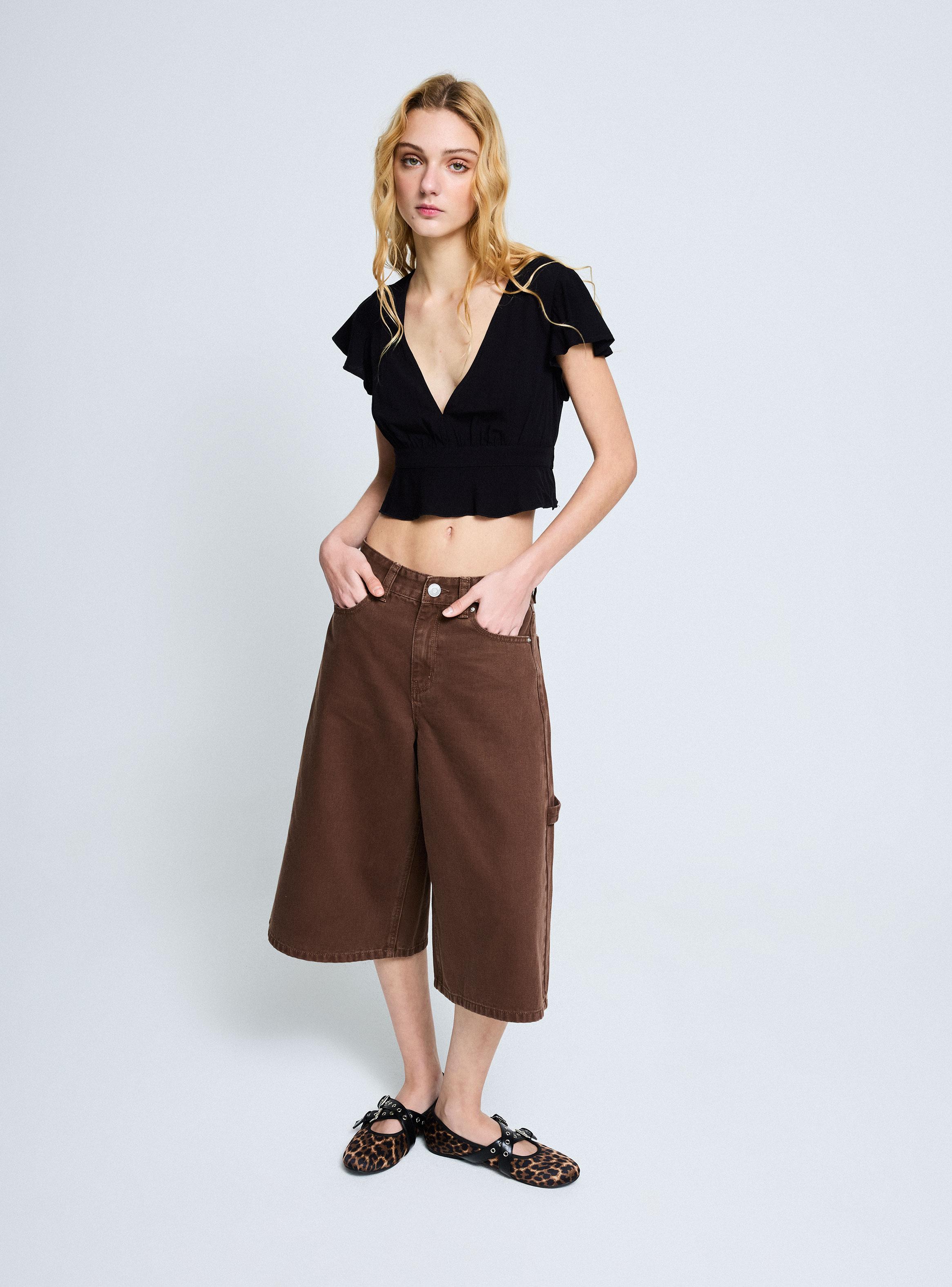 Blusa con Mangas y Nudo en Espalda Escote en V-4
