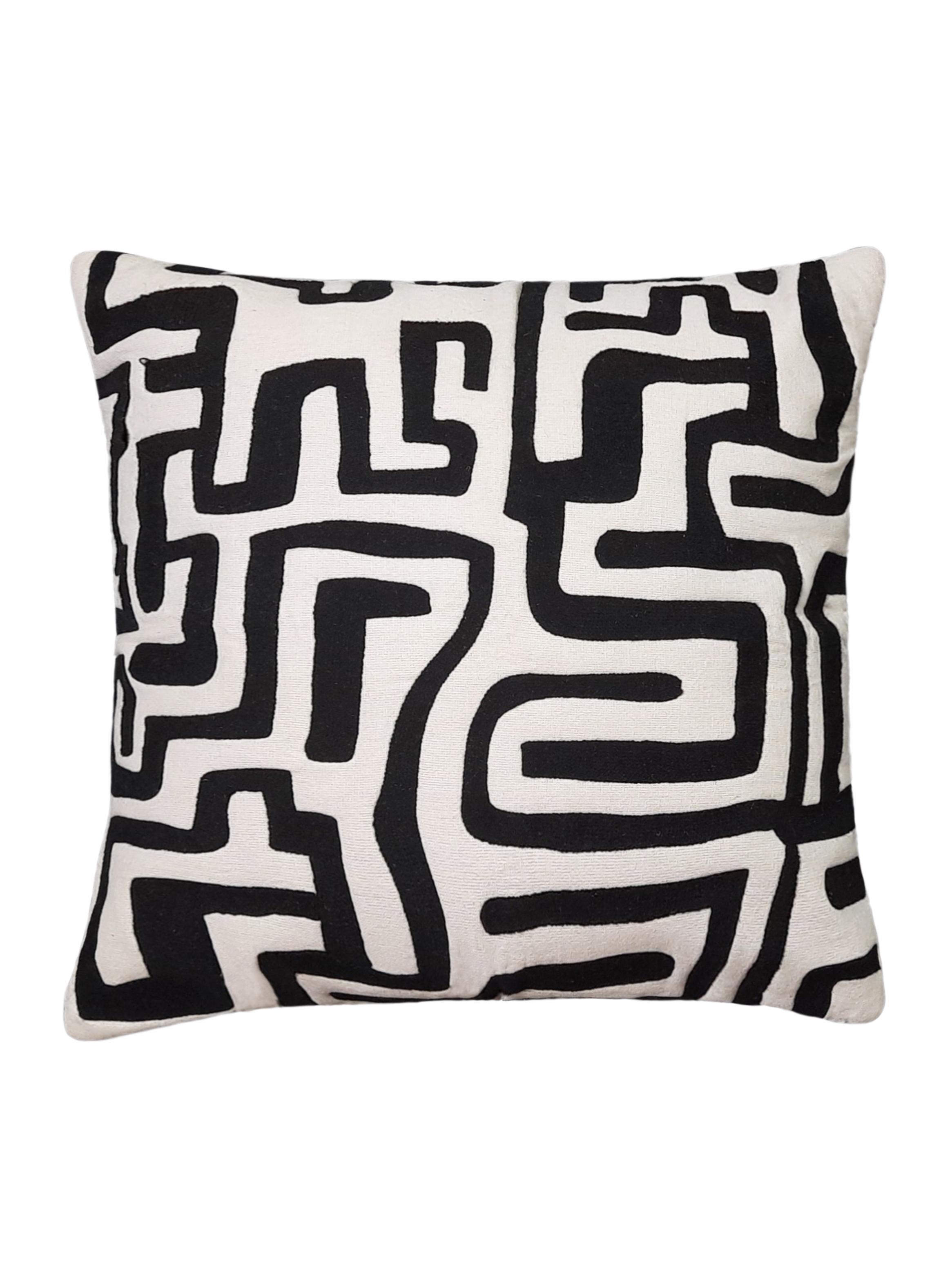Cojín Tribal Geo 45x45 Negro-0