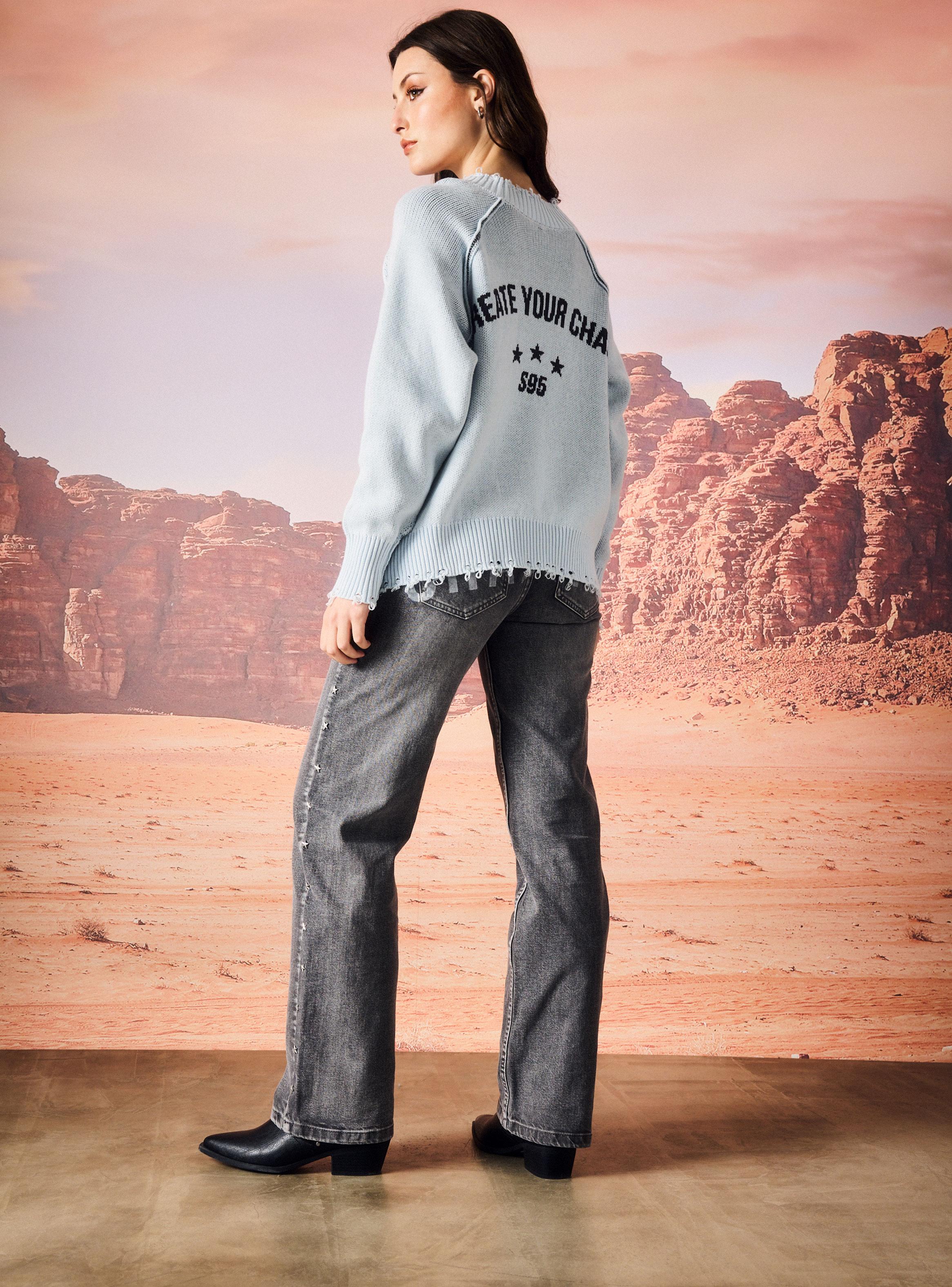 Sweater Cuello Redondo con Detalle Abajo-5