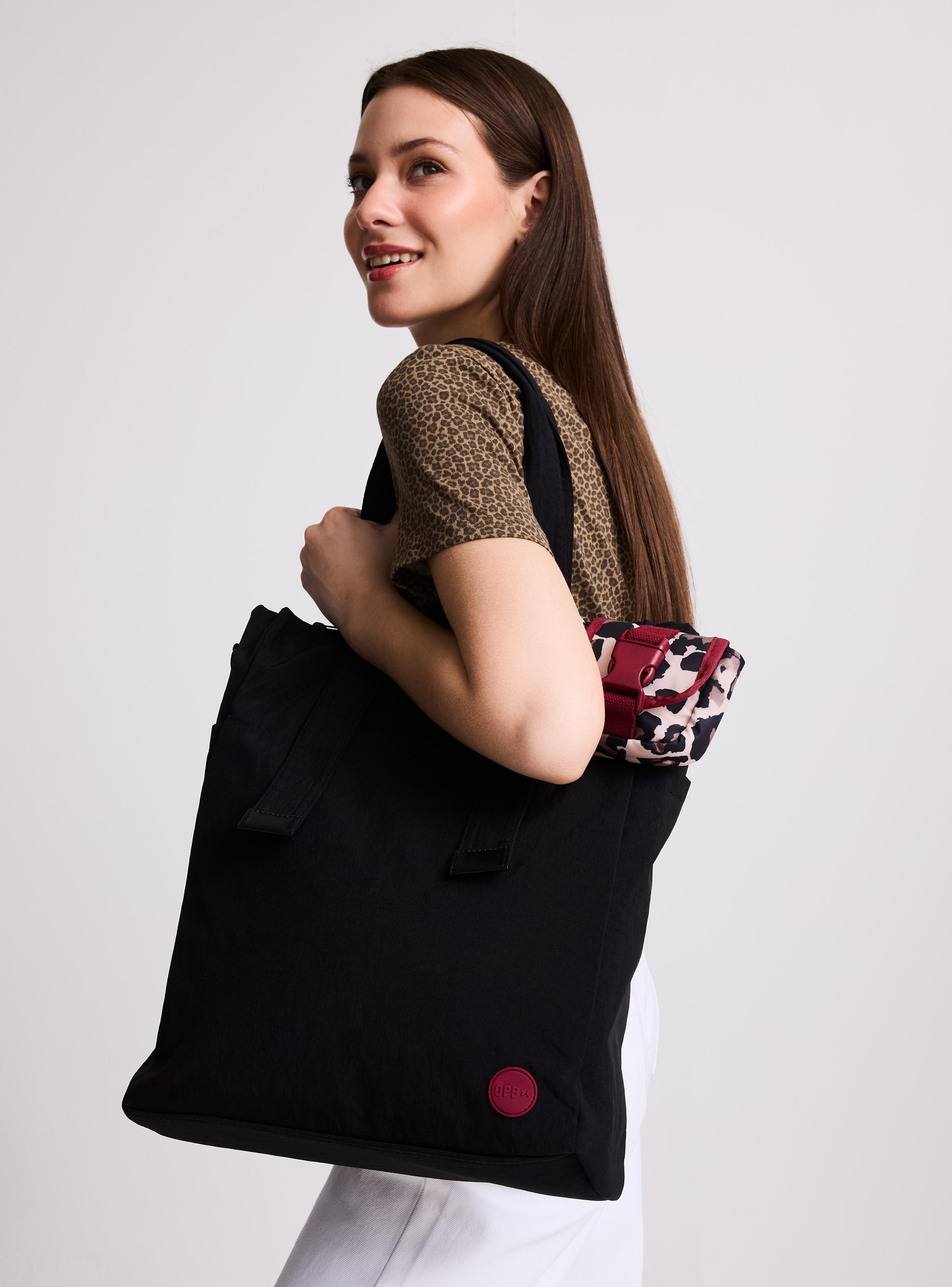 Cartera Tote Unicolor con Monedero Estampado-3