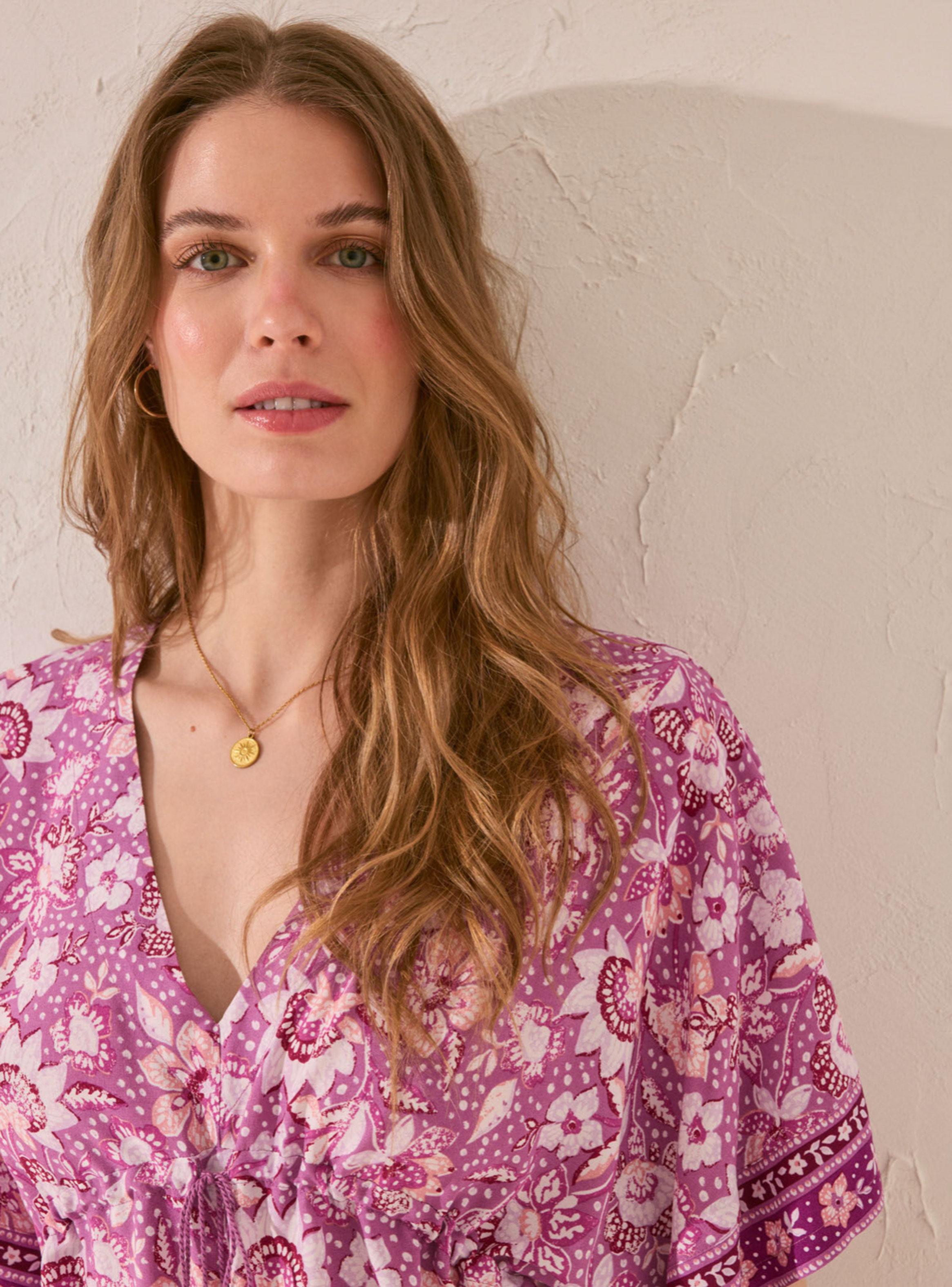 Camisola Corta Estampado Flores Mora-2