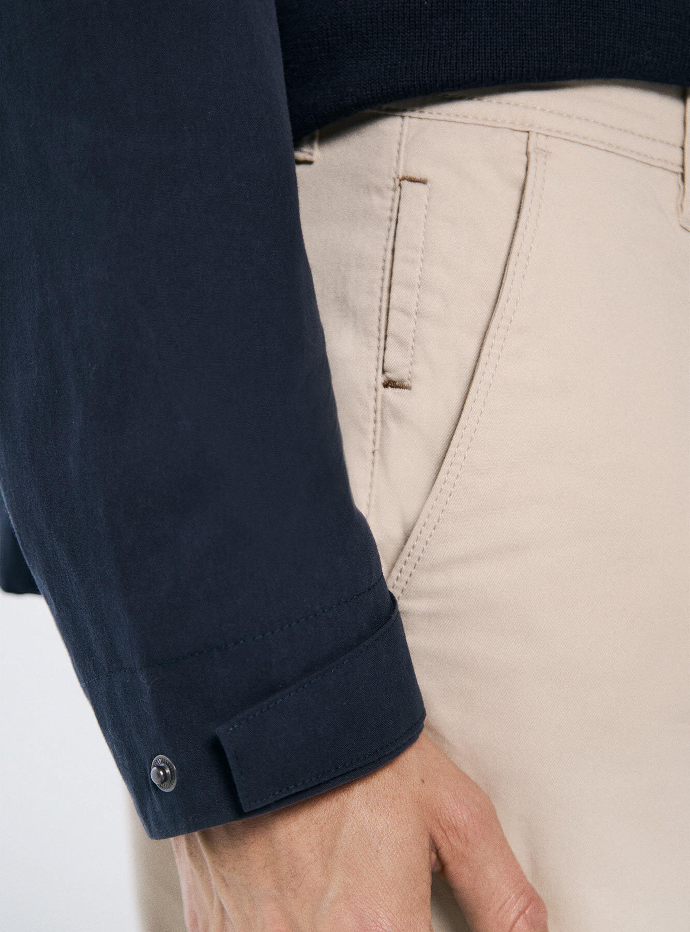 Pantalón Chino Slim Fit Color-2