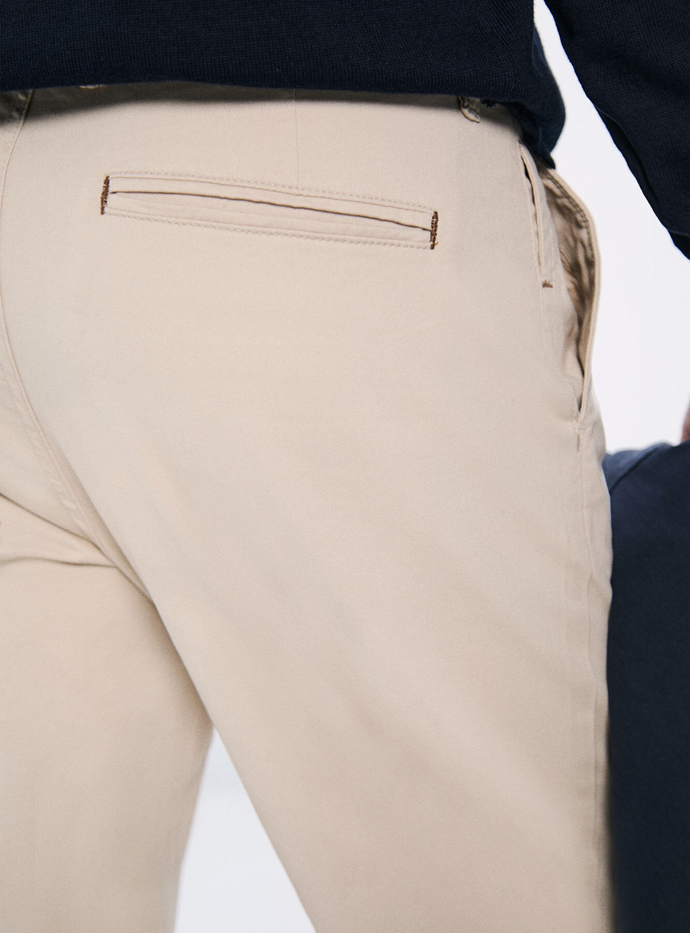 Pantalón Chino Slim Fit Color-3