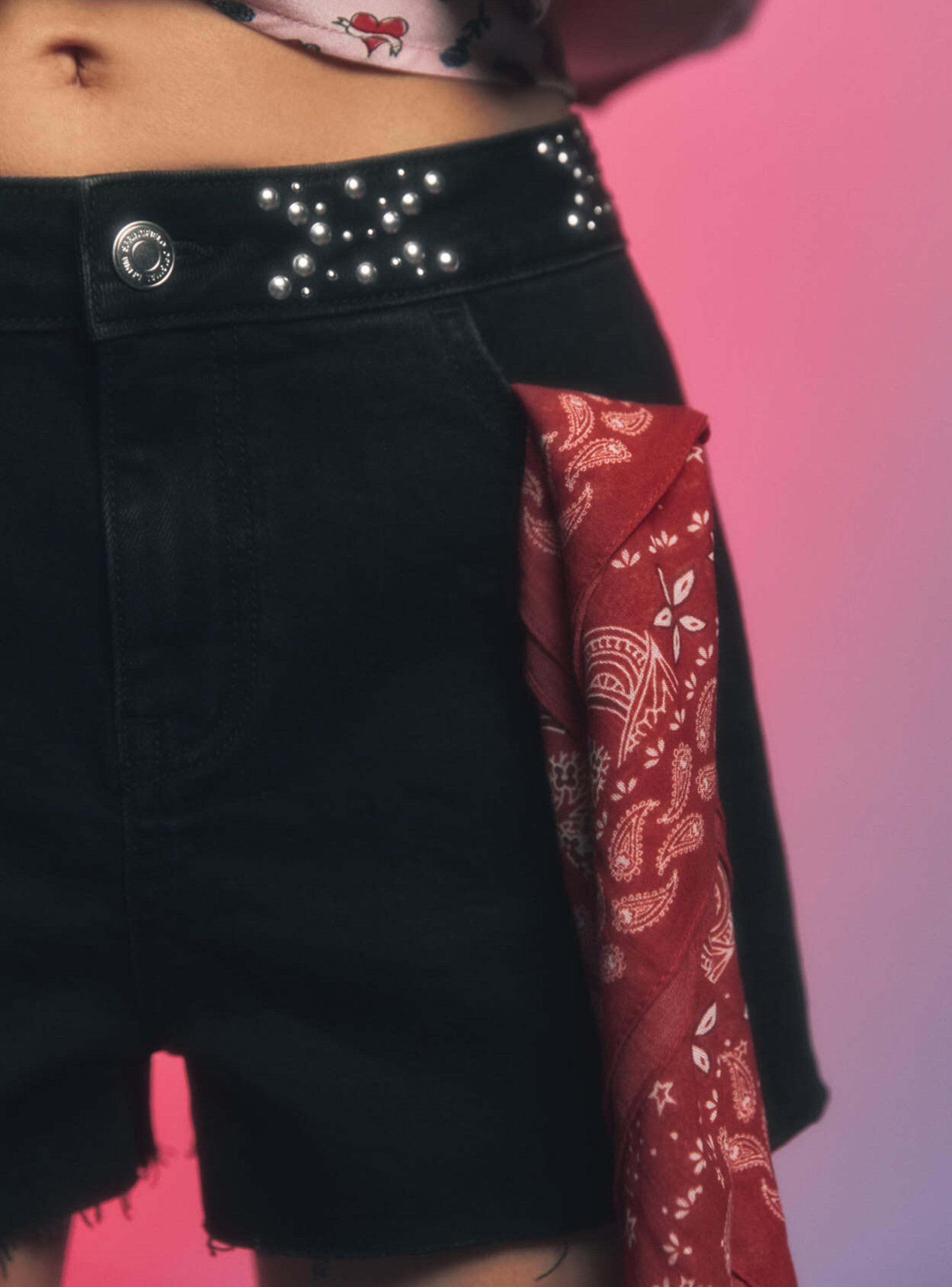 Short Vaquero Tachas-4
