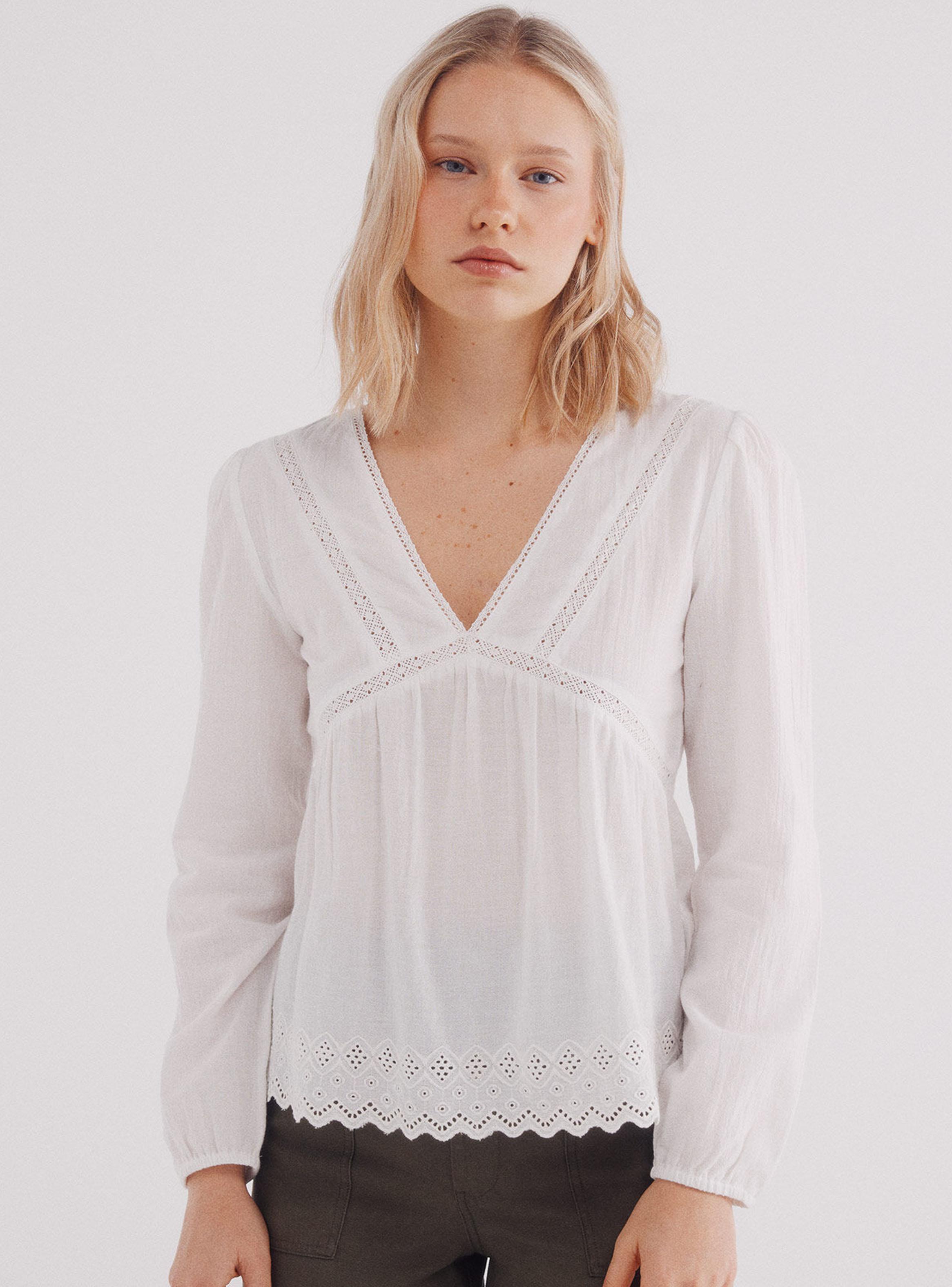 Blusa Laces Bordados-0