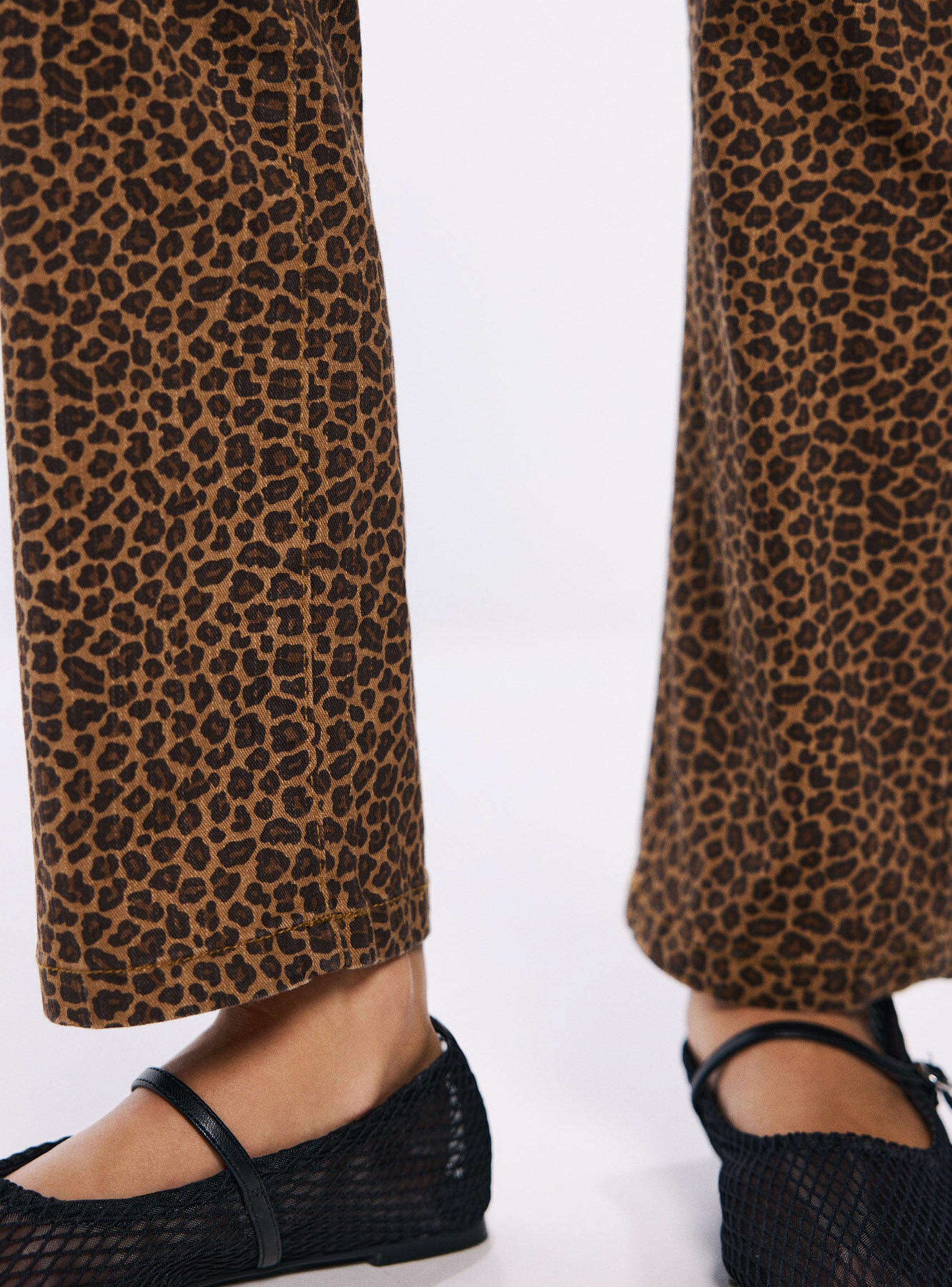 Jeans Estampado Leopardo-3