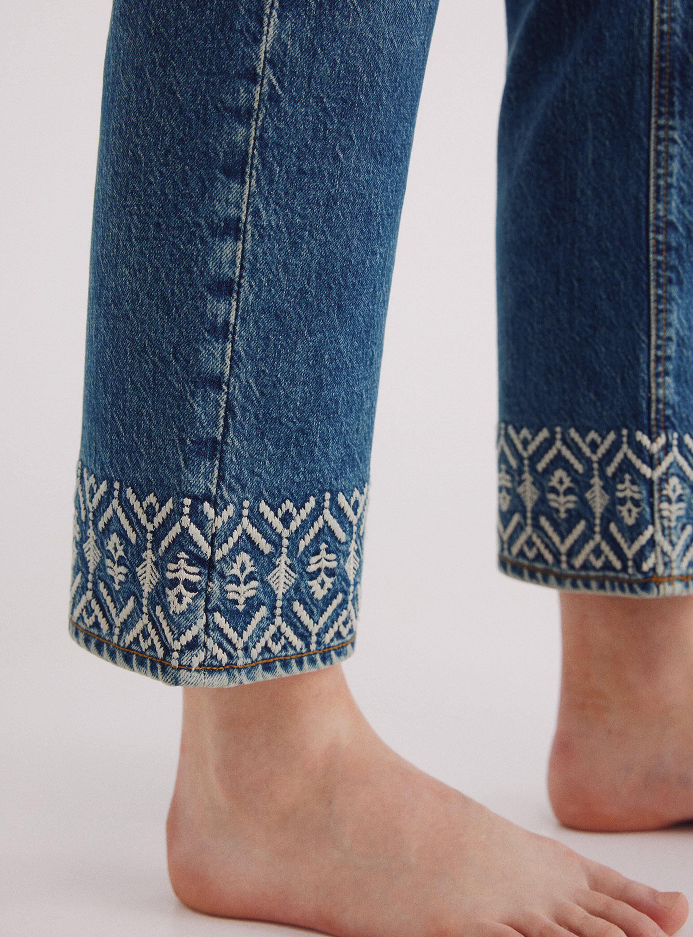 Jeans Bajo Bordados-2